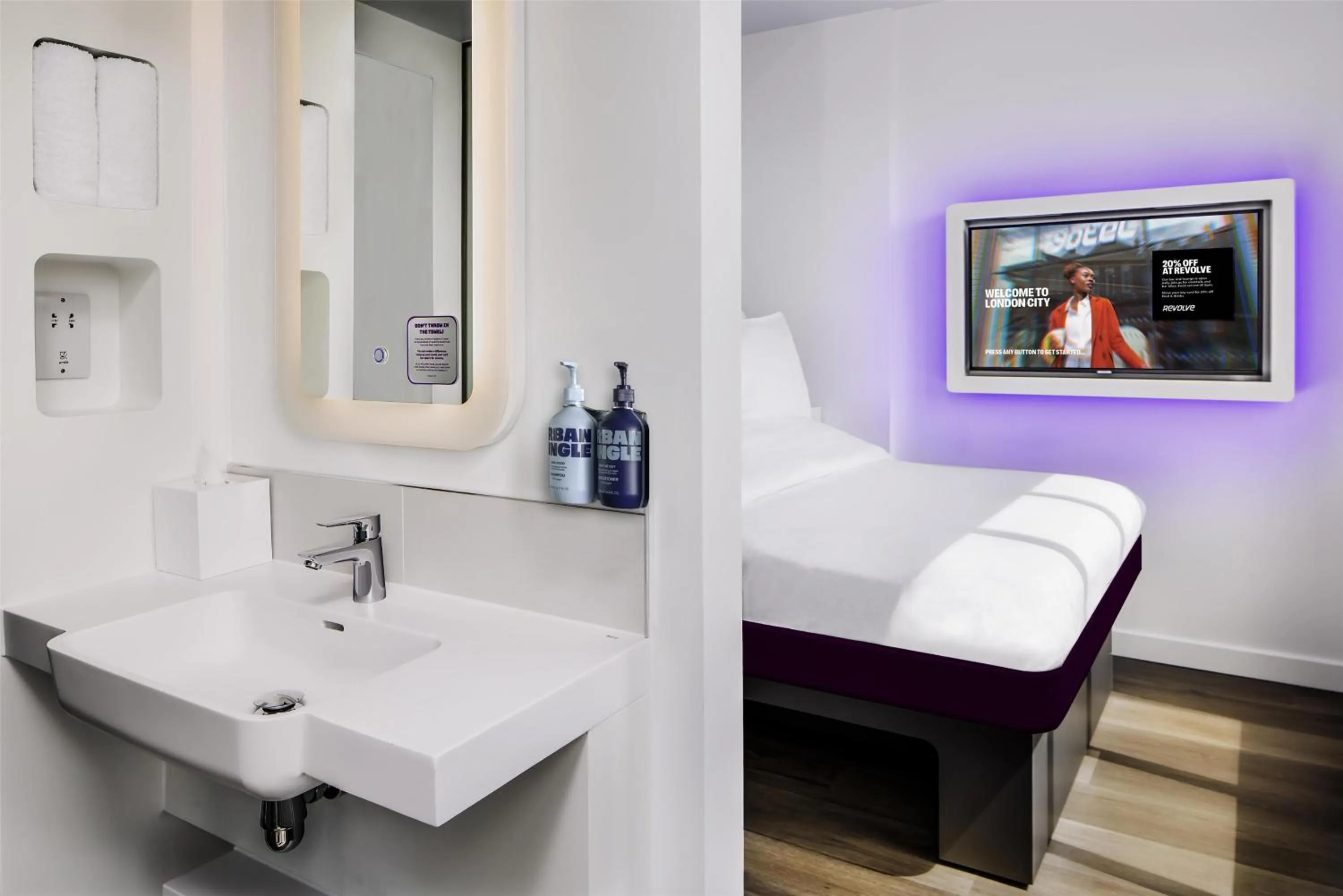 TV and multimedia in YOTEL London City