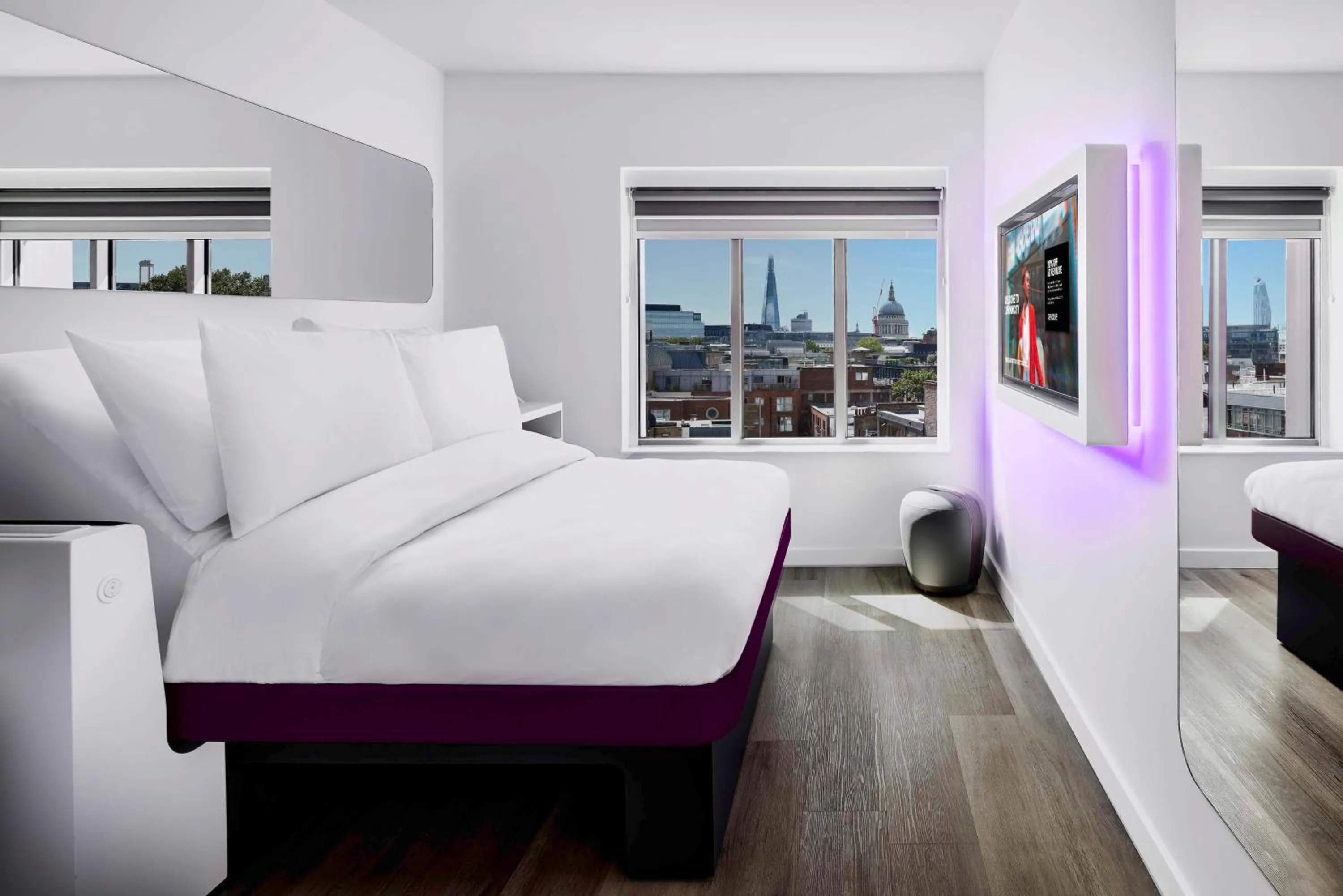 Bedroom in YOTEL London City
