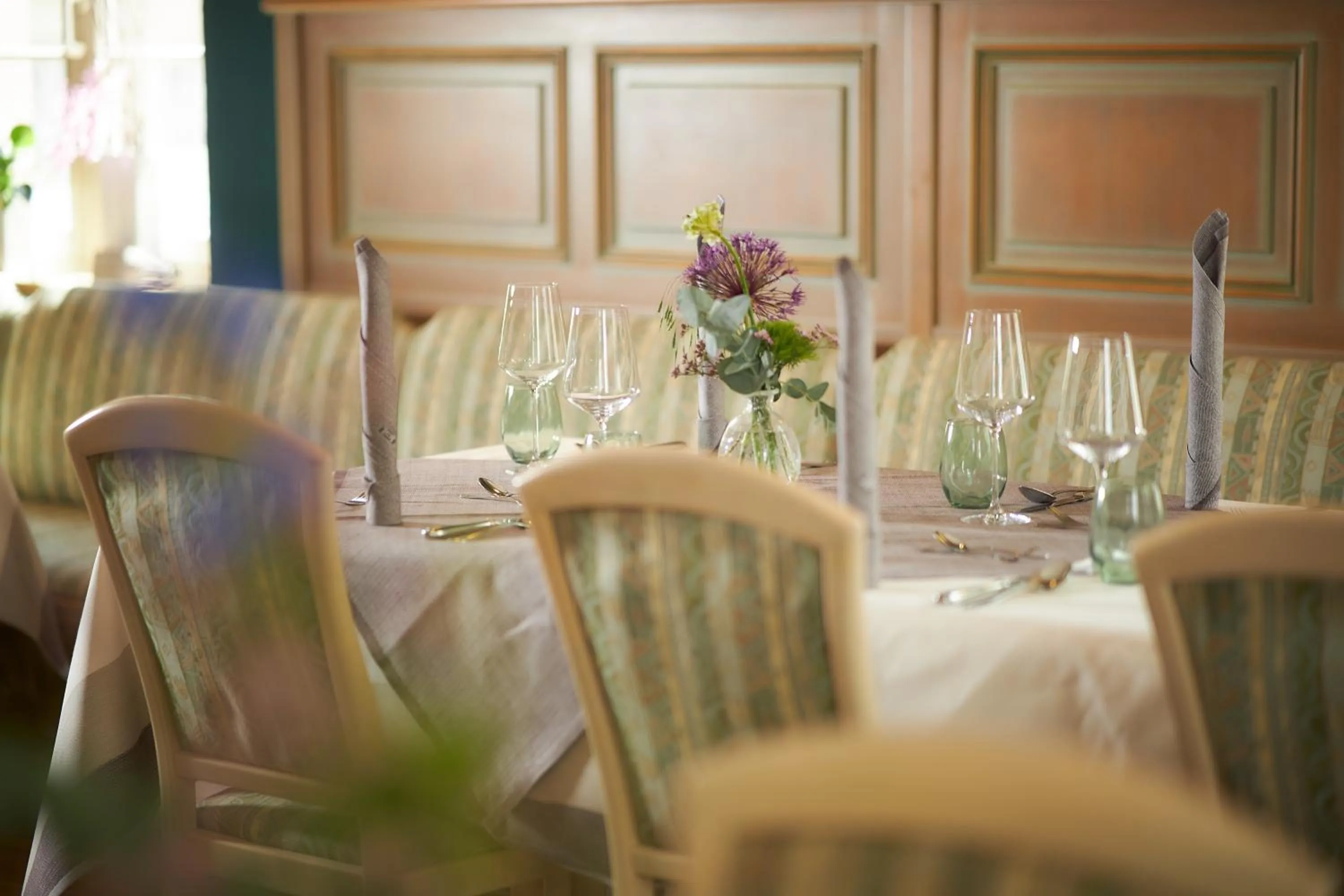 Restaurant/places to eat in Hotel Nassauer Hof