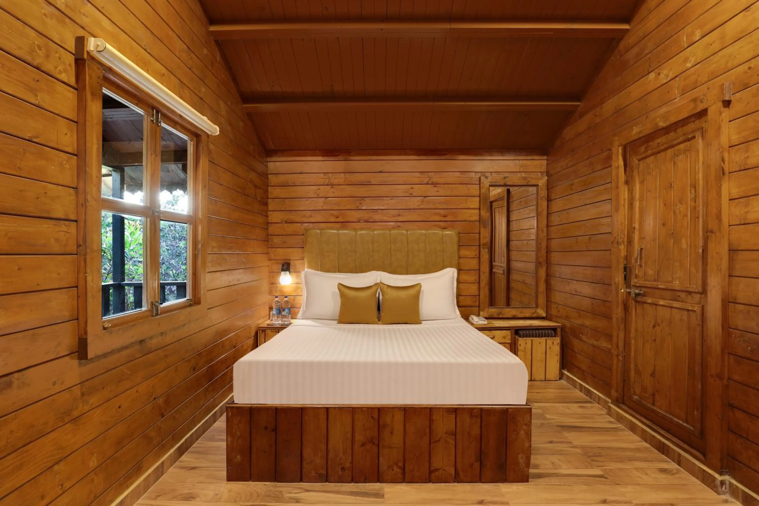 Bedroom, Bed in Keys Lite by Lemon Tree Hotels Sylvan, Dapoli