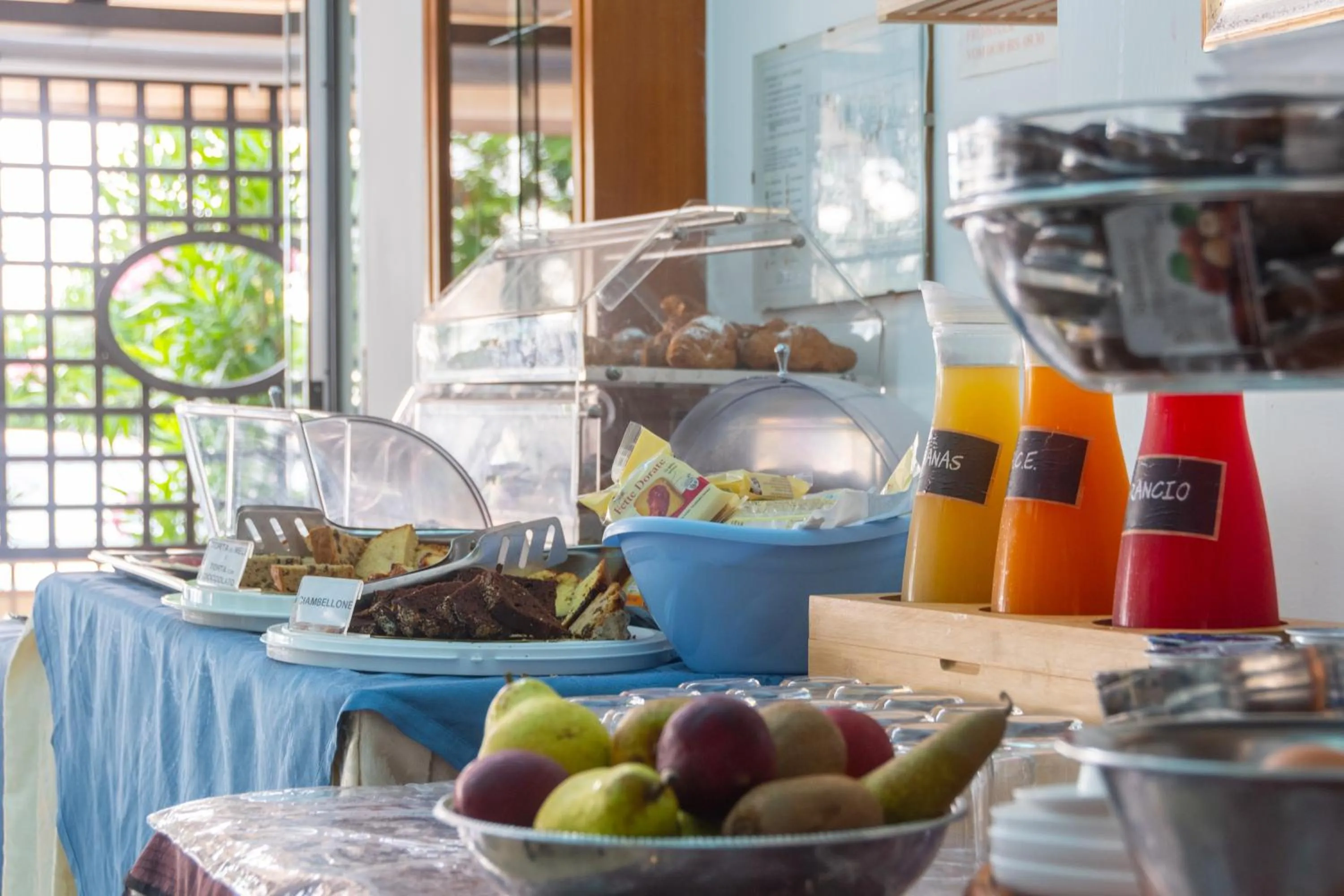 Breakfast in Hotel Galf