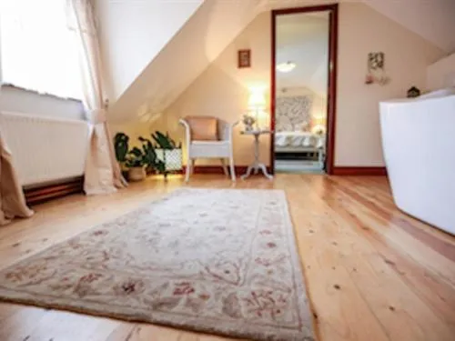 Bedroom in The Shepherd's Purse