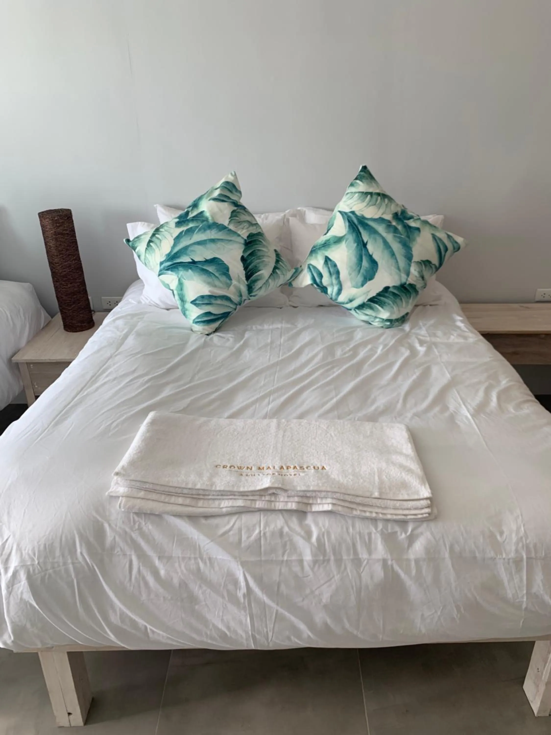 Bed in Crown Malapascua