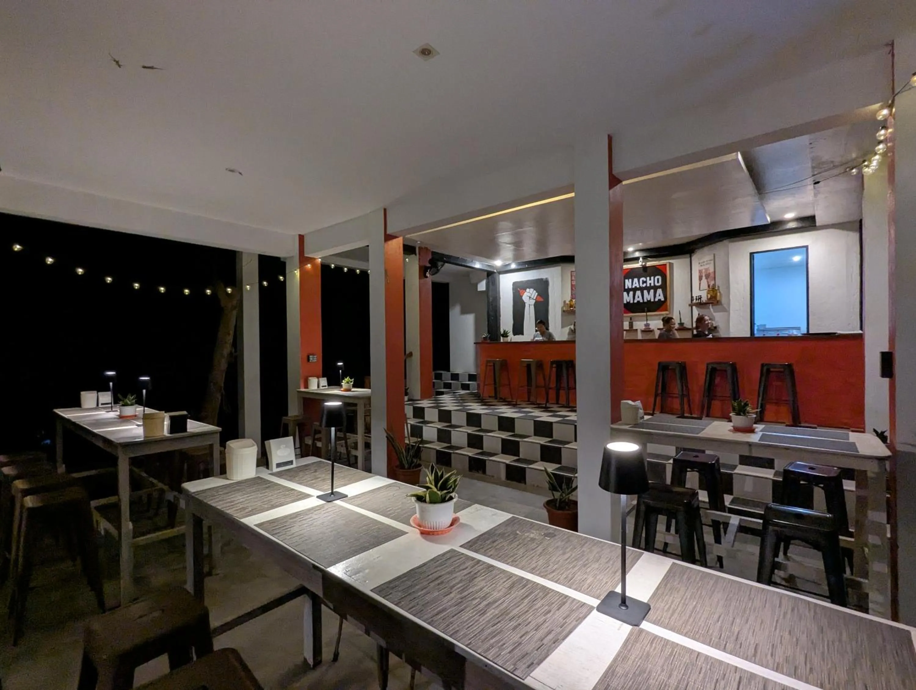 Lounge or bar in Crown Malapascua