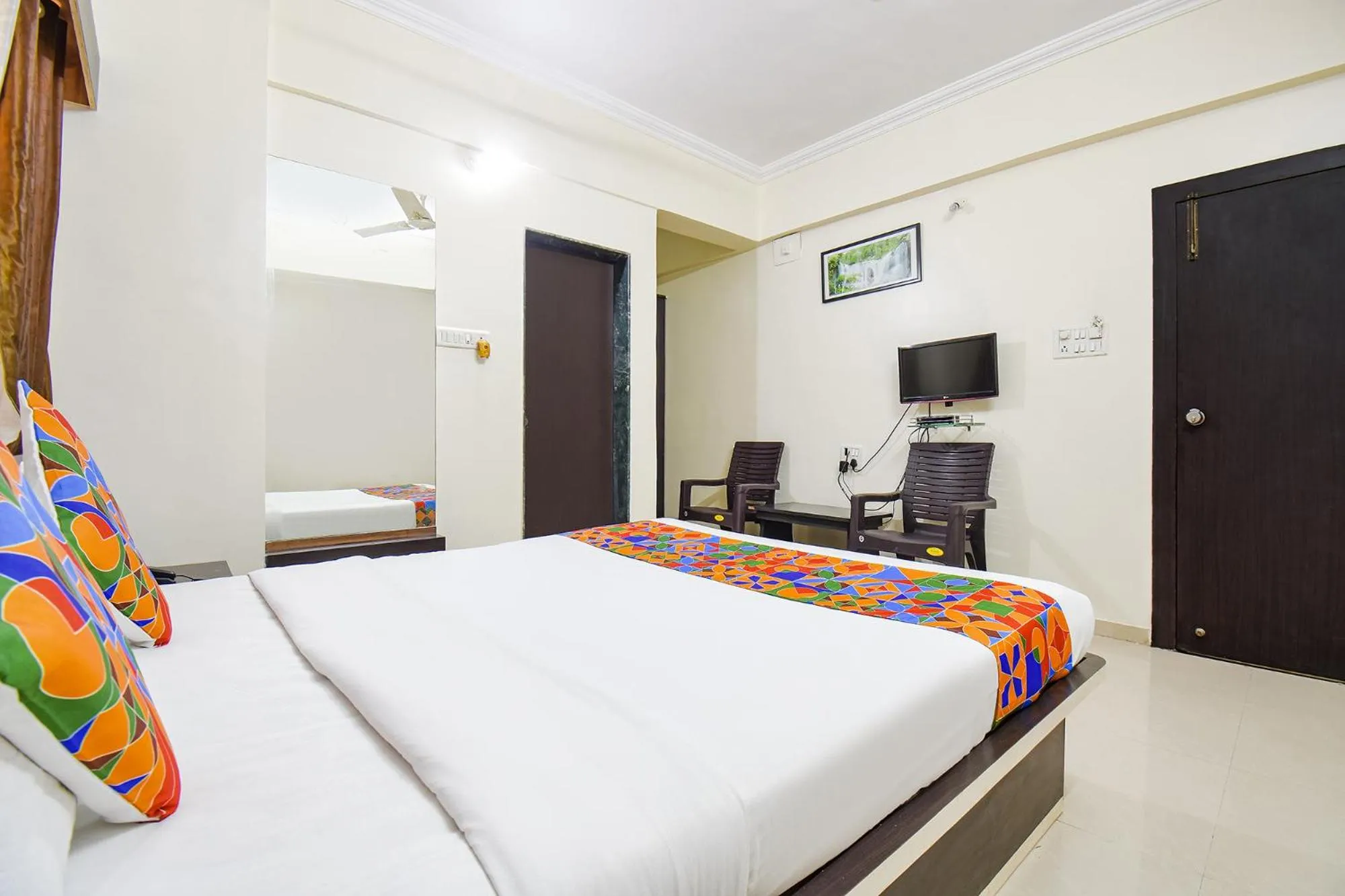 Bed in Via Yashraj Inn - BJS College