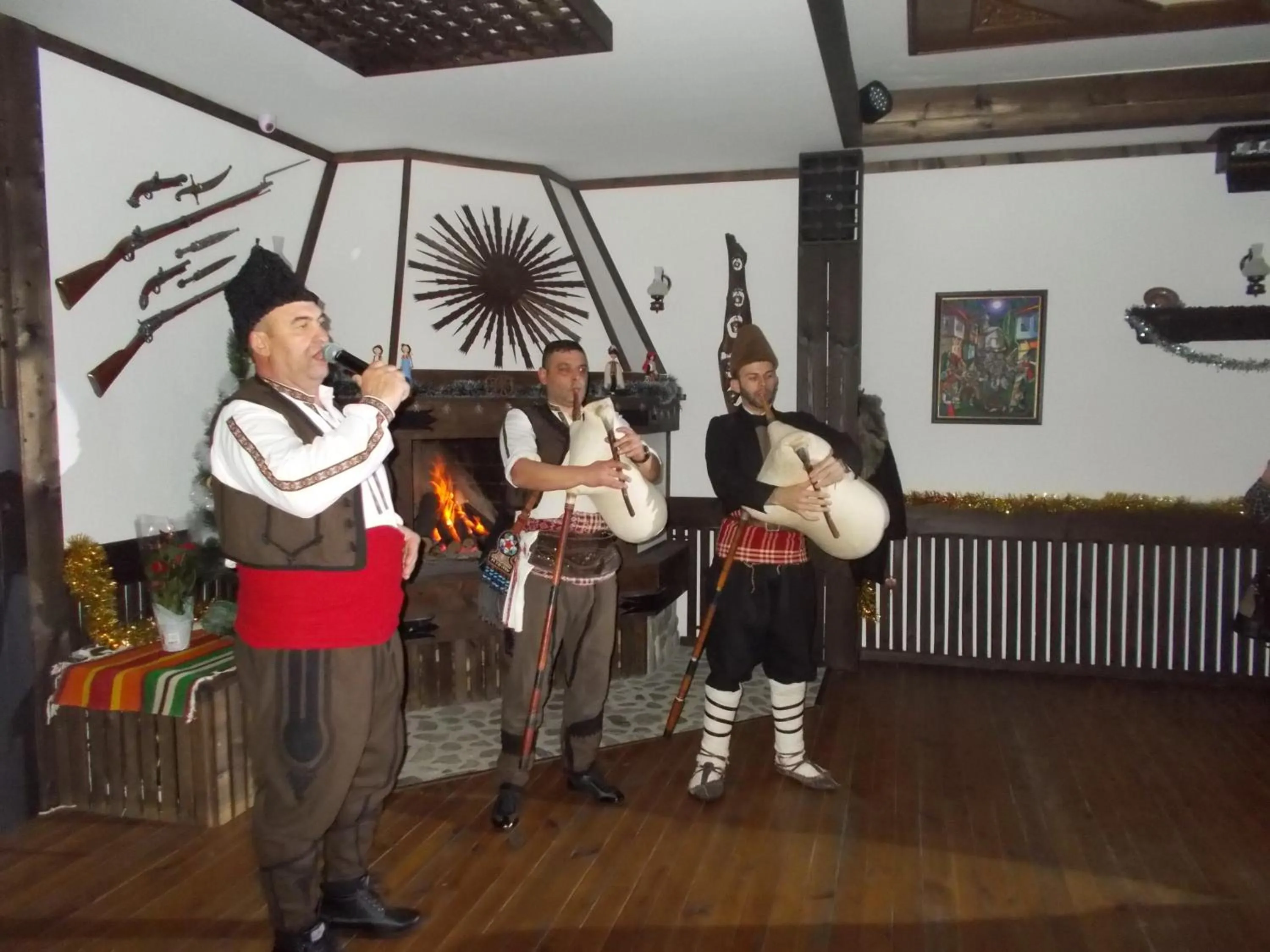 Evening entertainment in Panorama Family Hotel