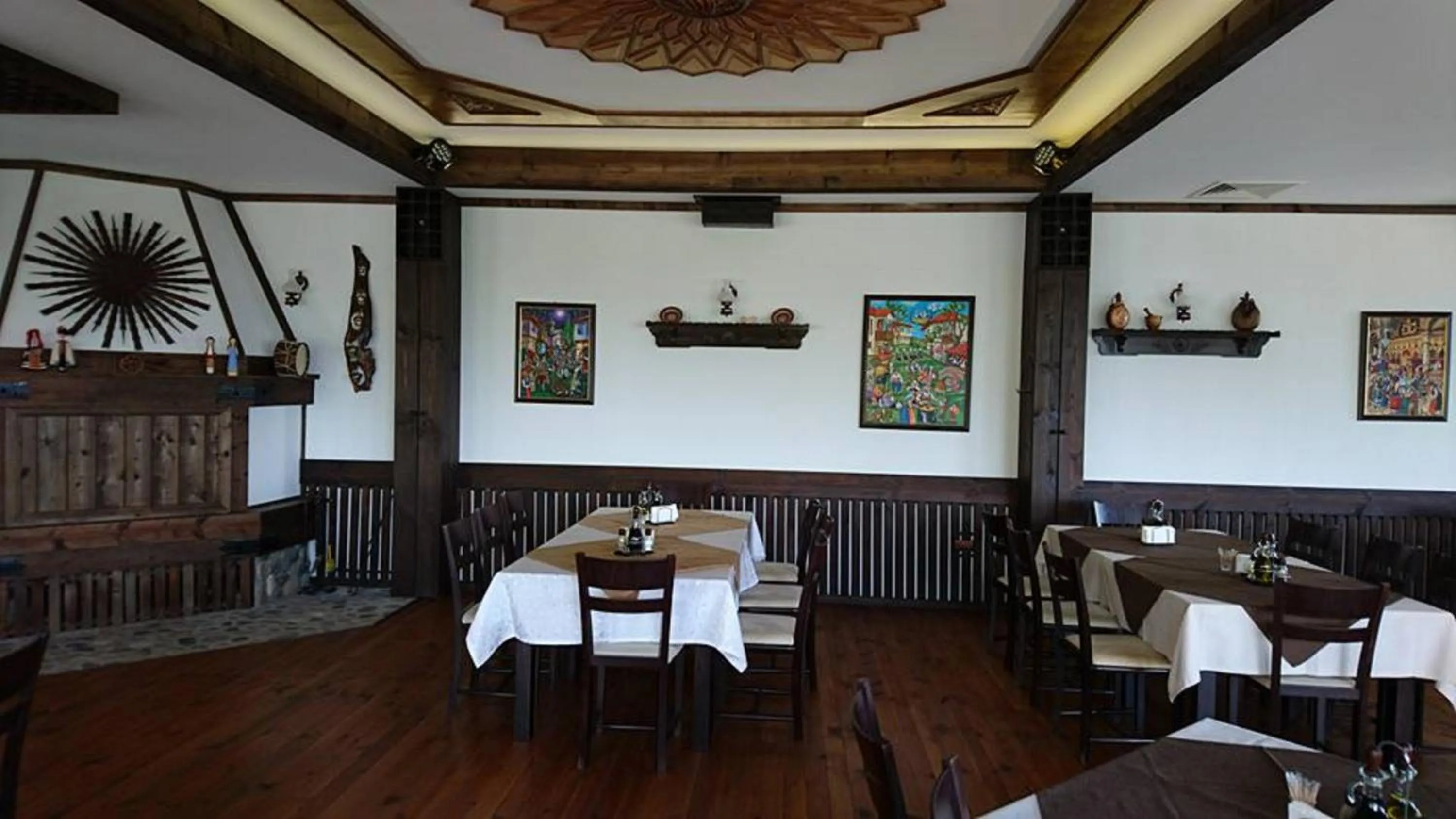 Restaurant/places to eat in Panorama Family Hotel