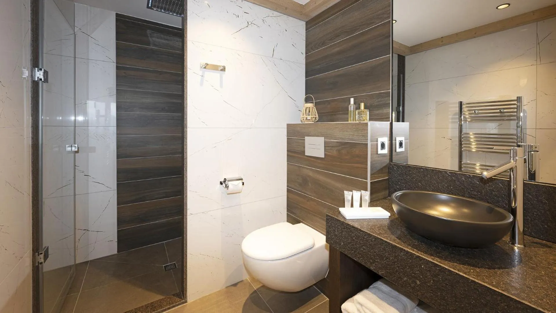 Toilet in MGM Hôtels & Résidences - Résidence Alpen Lodge