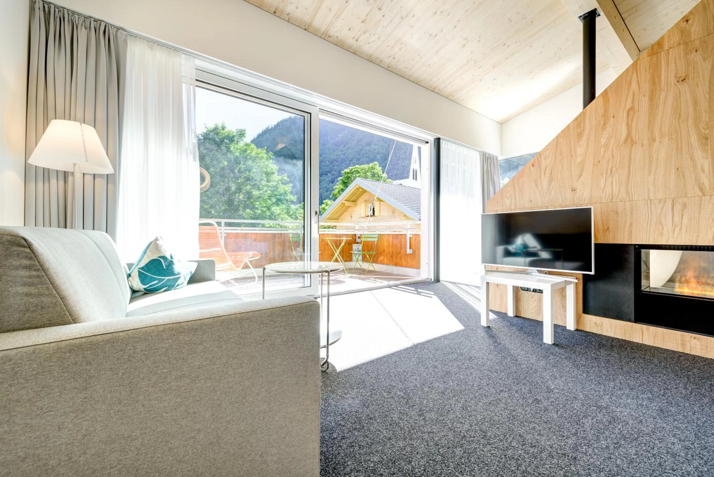 TV and multimedia in Hotel Lün