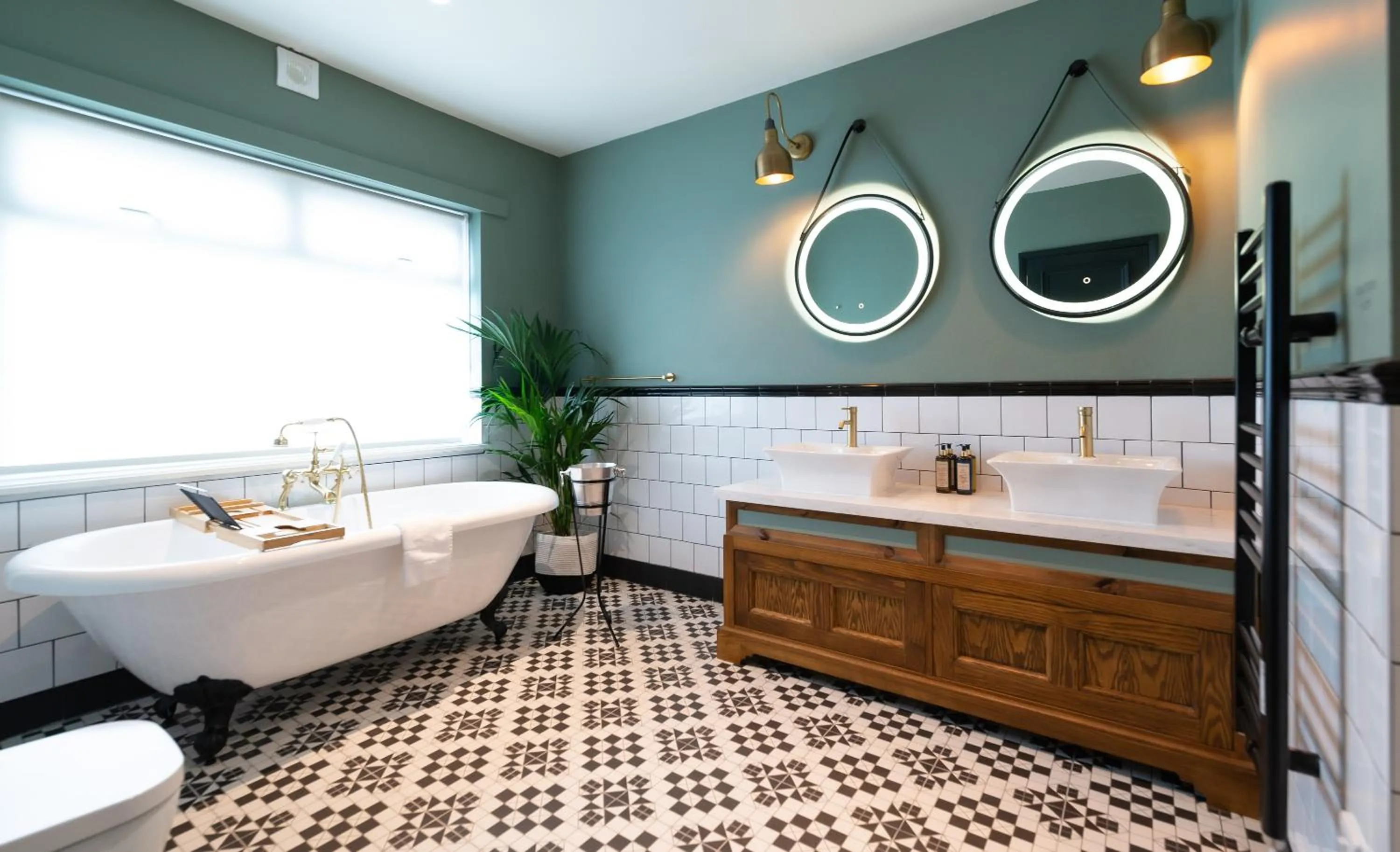 Bathroom in The Bear