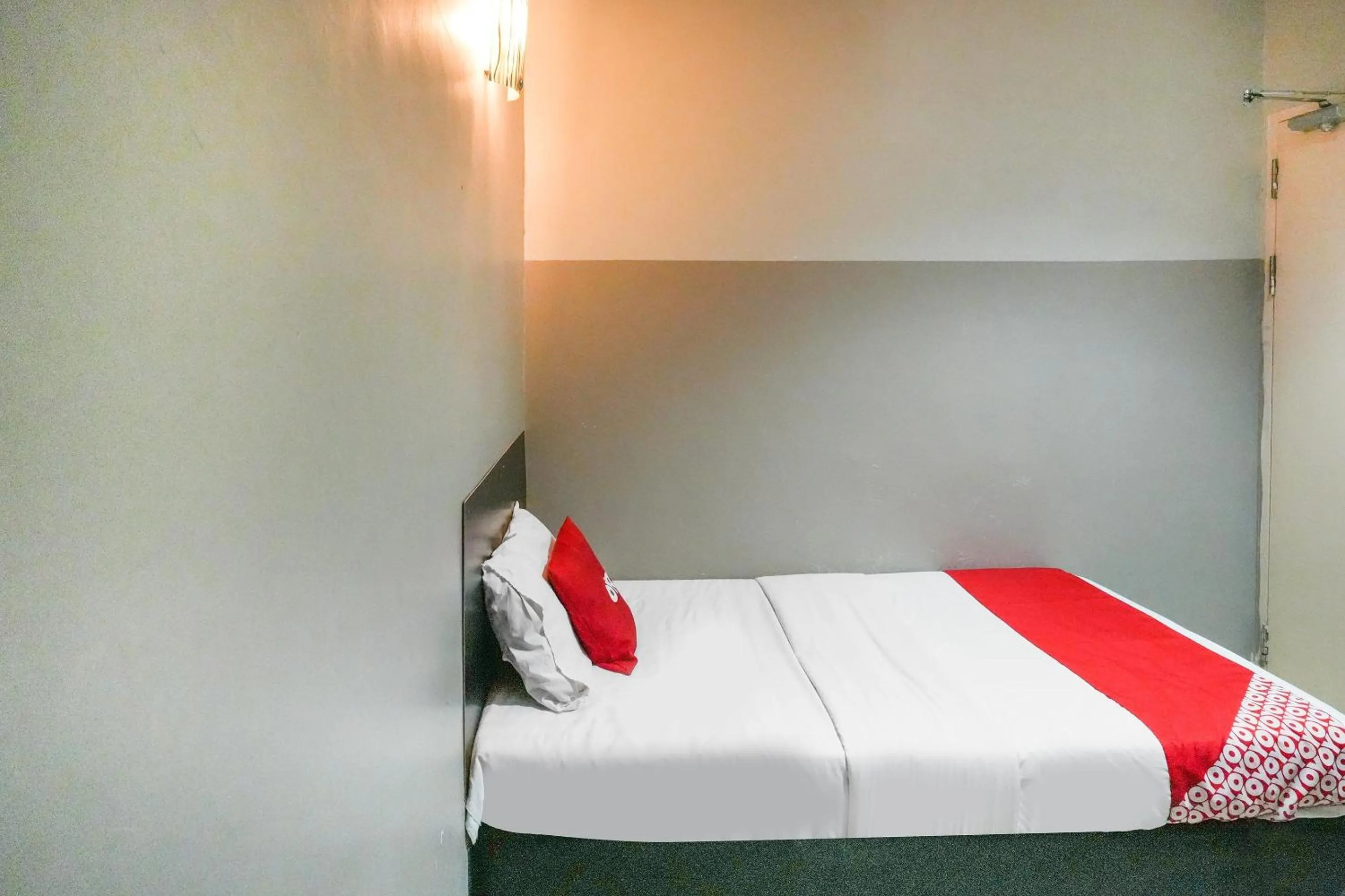 Bedroom, Bed in Hotel O 365 Nice Stay