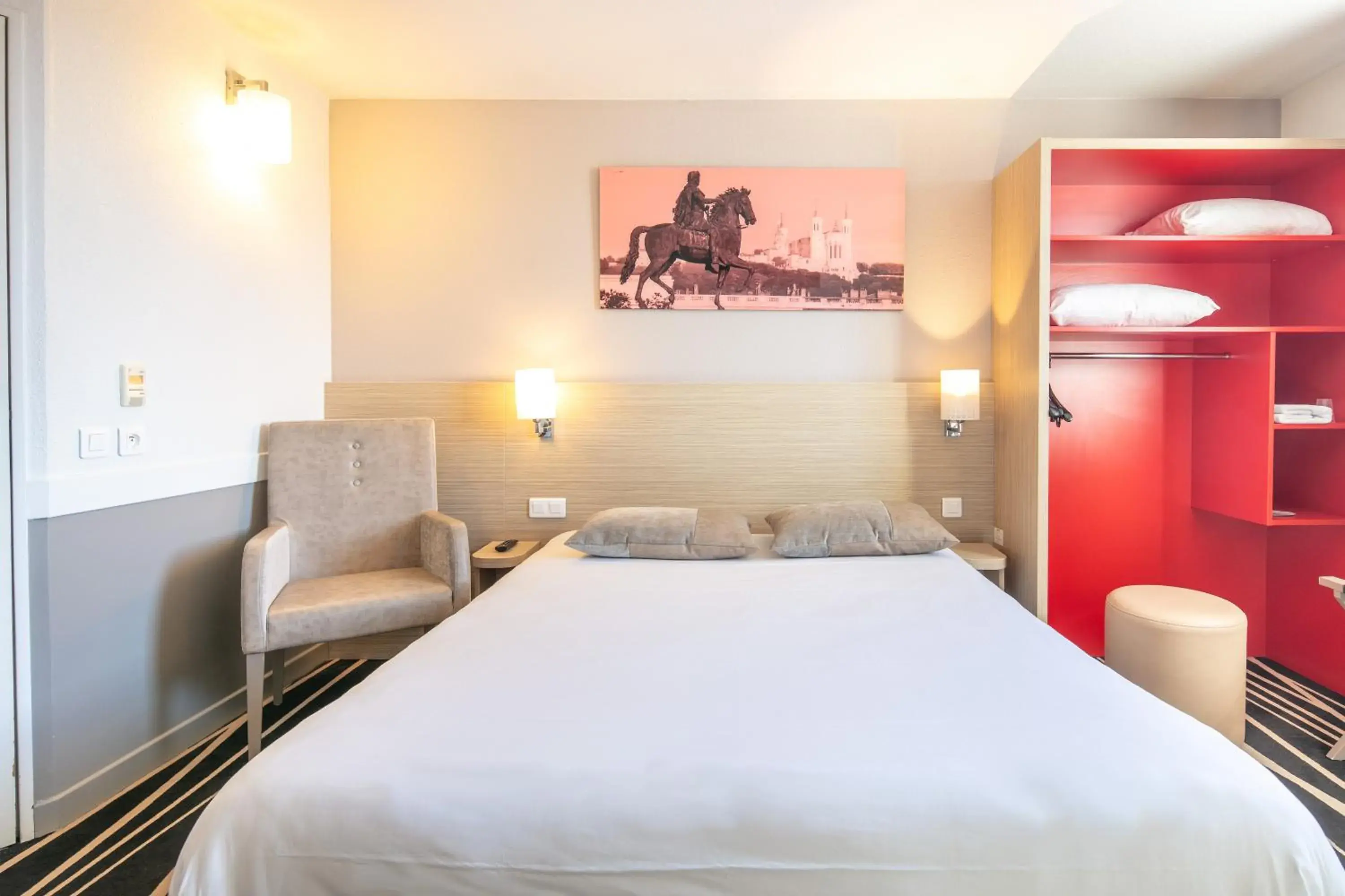 Superior Double Room in B&B HOTEL Lyon Aéroport Saint-Quentin-Fallavier Superior Double Room in B&B HOTEL Lyon Aéroport Saint-Quentin-Fallavier