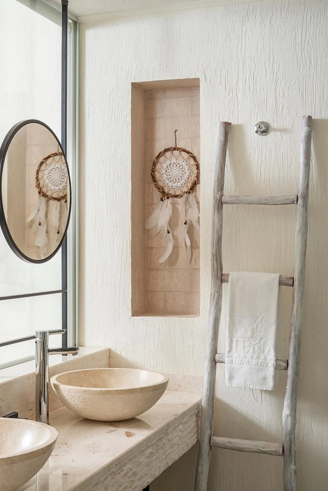 Bathroom, Bed in Siena Premium Retreat