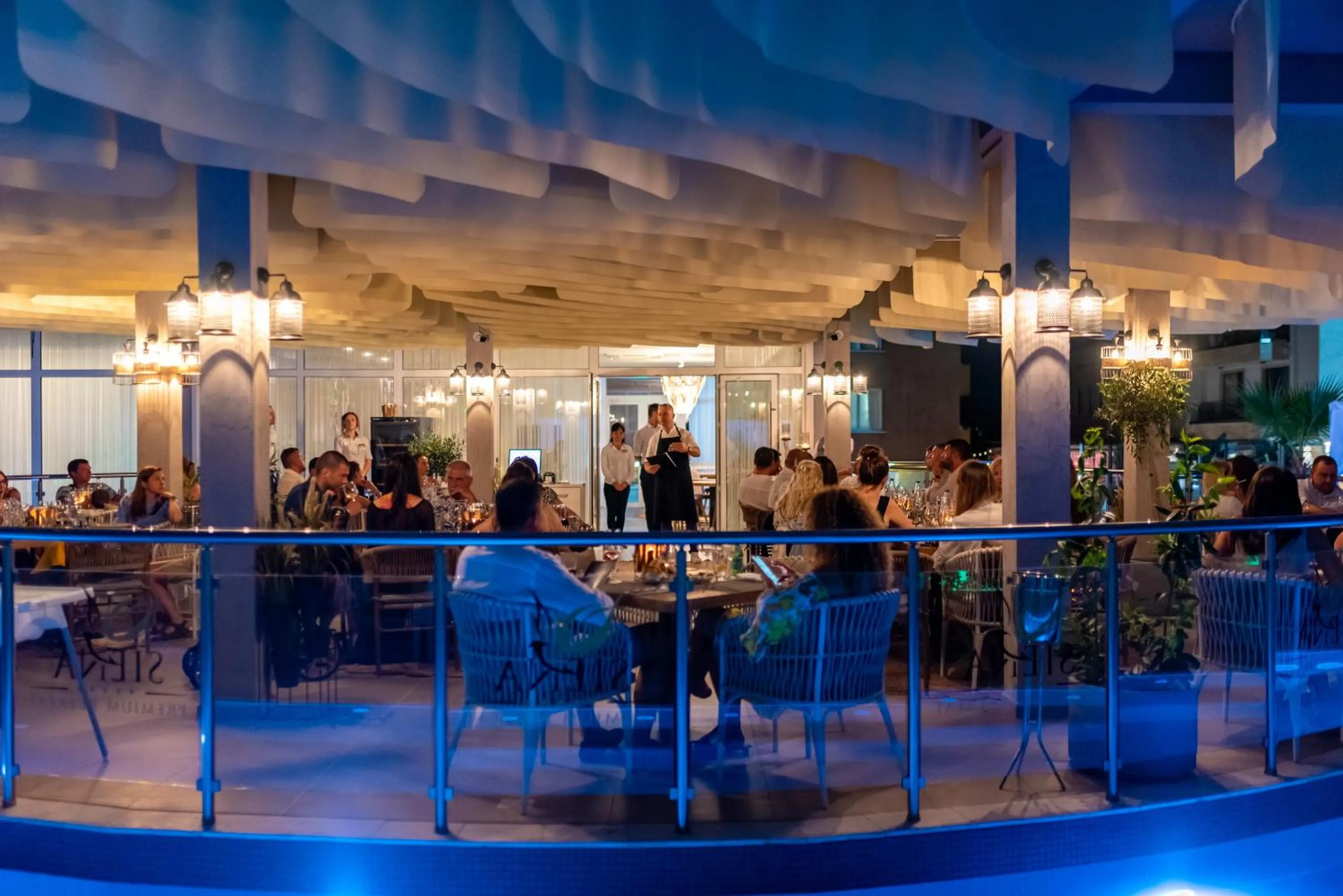 Restaurant/places to eat in Siena Premium Retreat