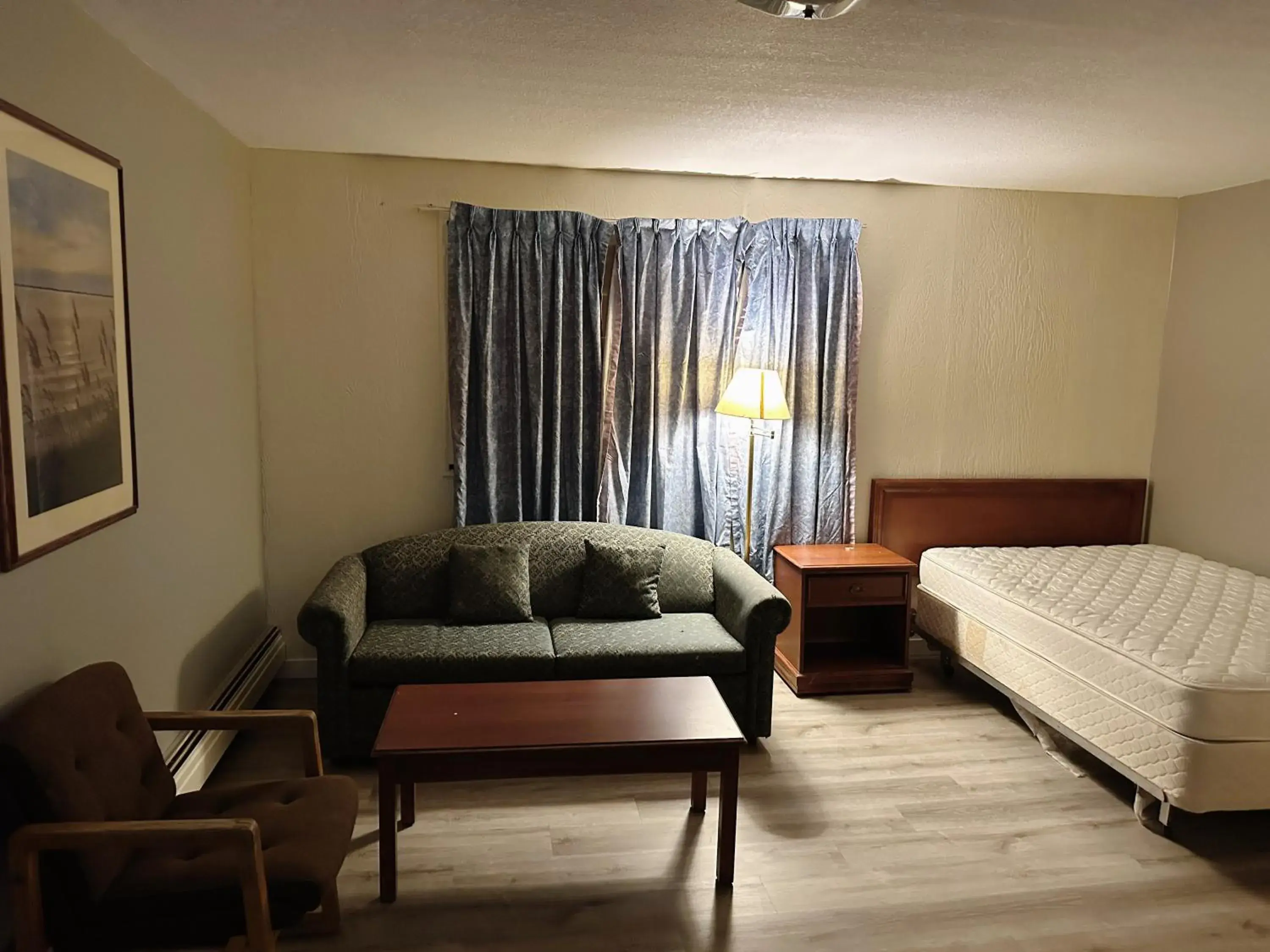 Economy Single Room - single occupancy in Uptown Motel Economy Single Room - single occupancy in Uptown Motel