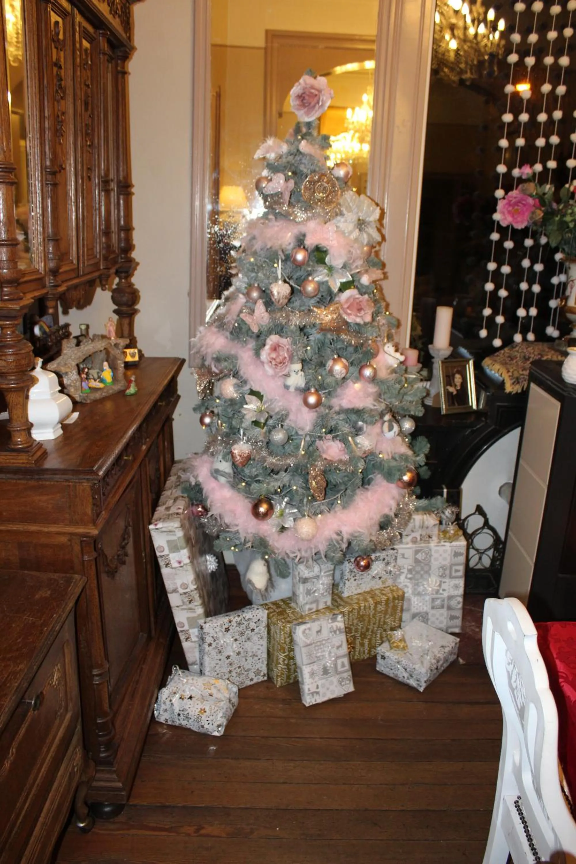 Decorative detail in B&B Chatelet Cremers