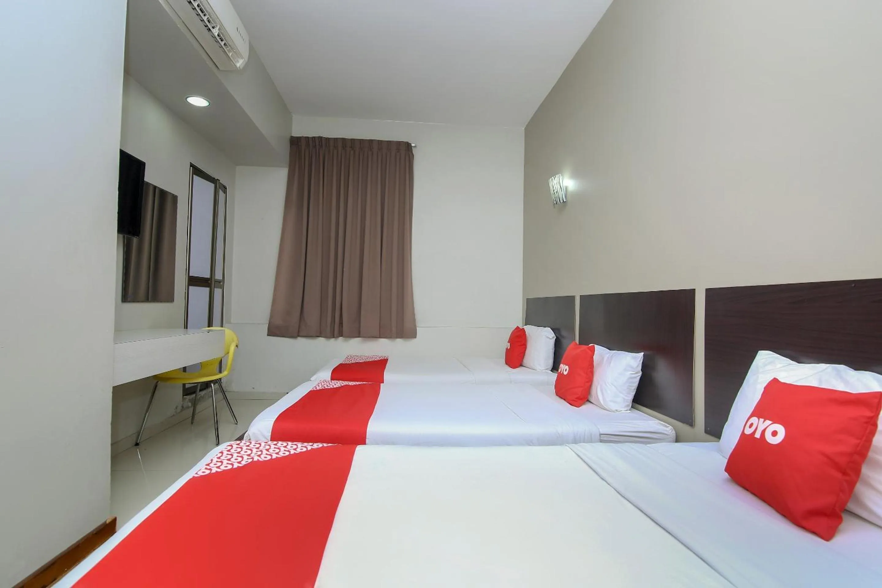 Bedroom, Bed in Hotel O Nice Stay Three Six Five Services