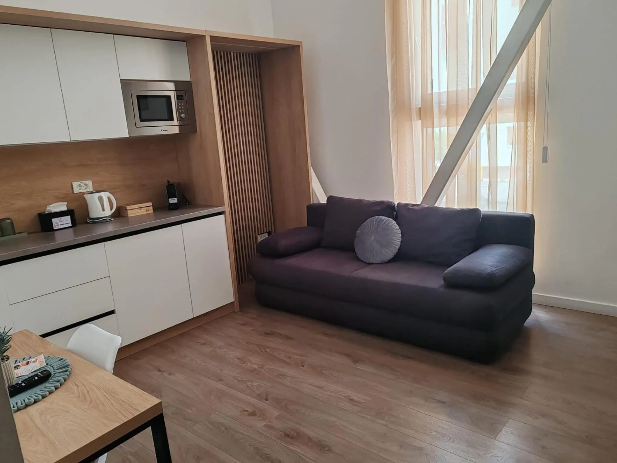 FRIENDS RESIDENCE Apartments