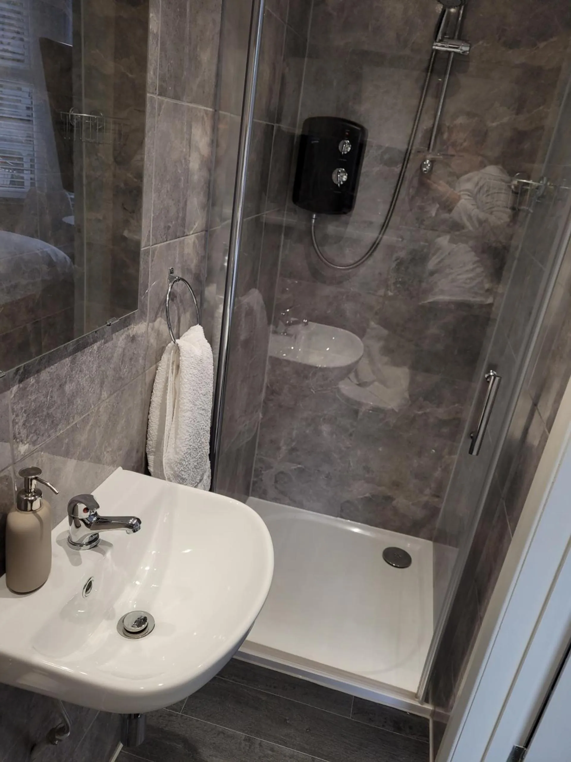 Bathroom in Edelweiss Guest House