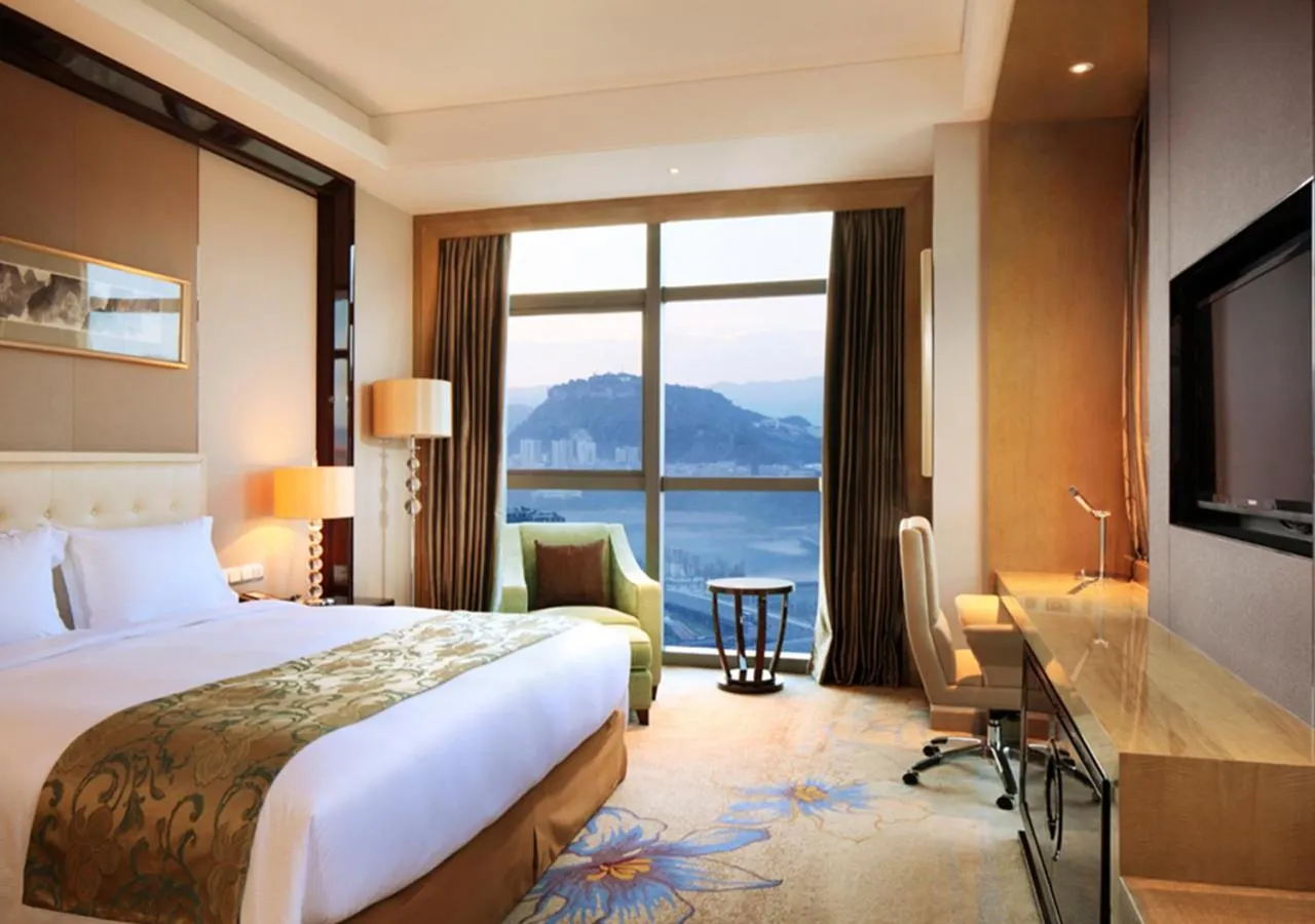Living room, Bed in DoubleTree by Hilton Chongqing Wanzhou
