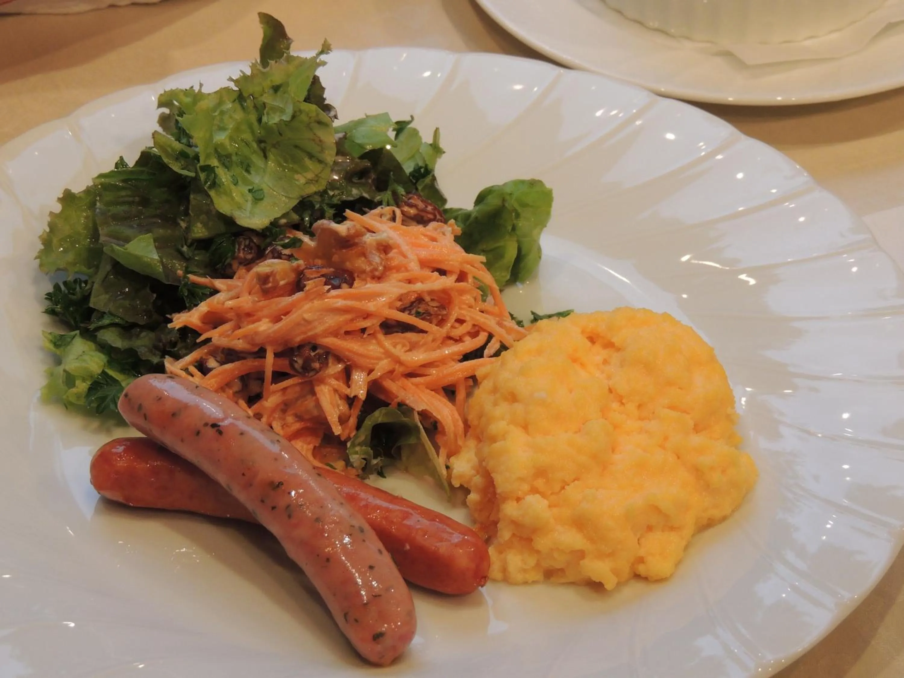 Food and drinks in B&B Hotel Hyochoan