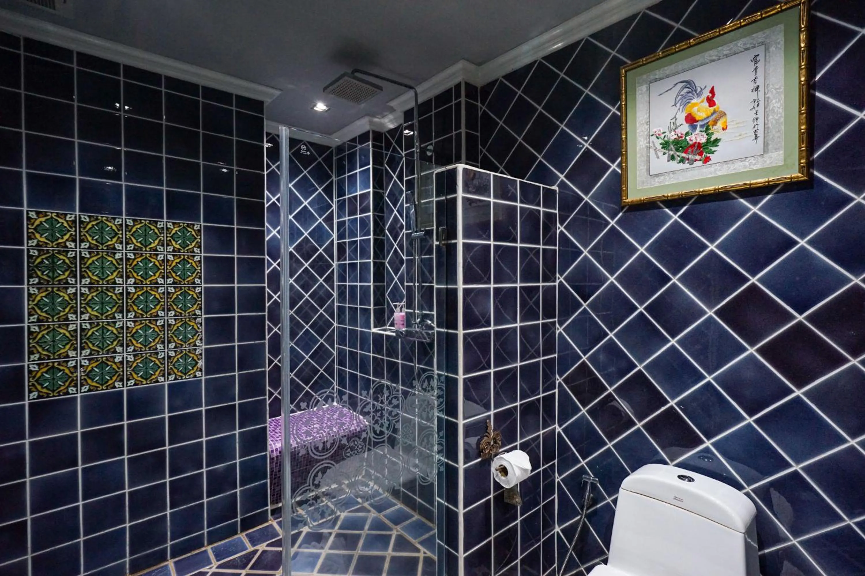 At Pingnakorn Huaykaew