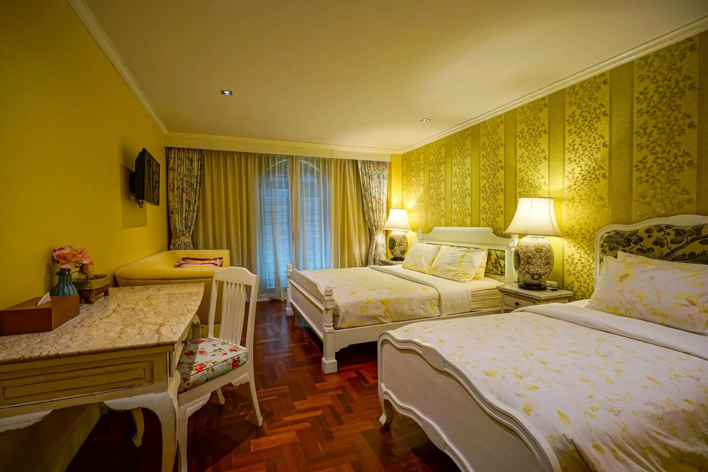 Bed in At Pingnakorn Huaykaew