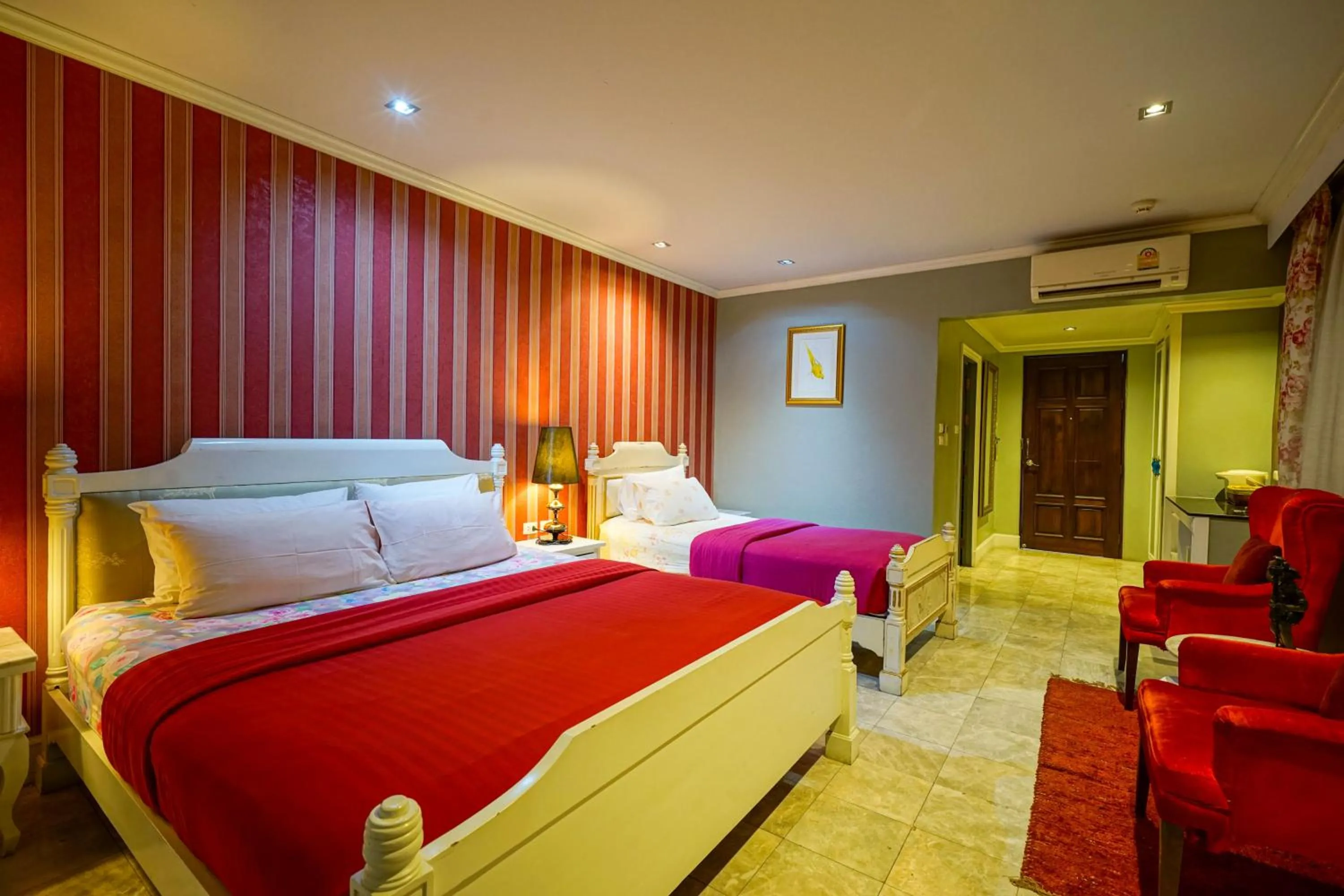 Bed in At Pingnakorn Huaykaew