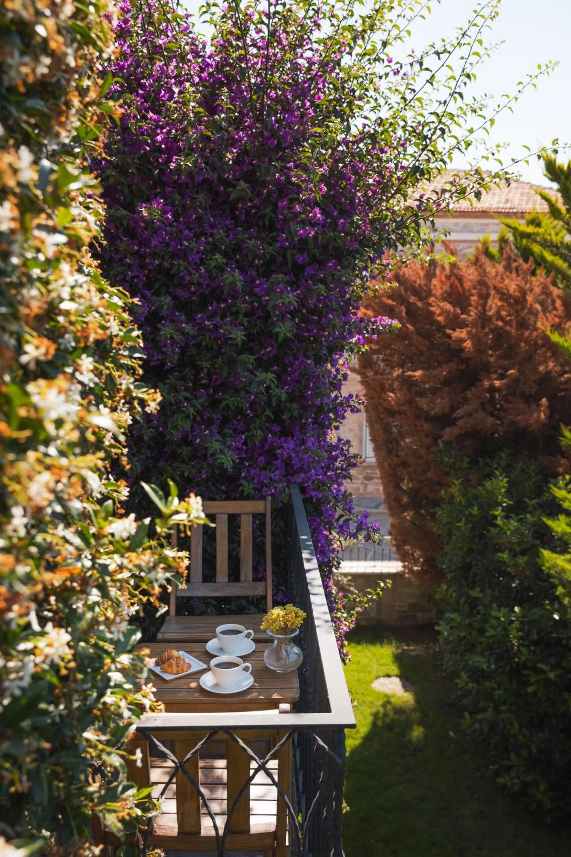 Garden in Elia Hotel Cunda by Ortunc