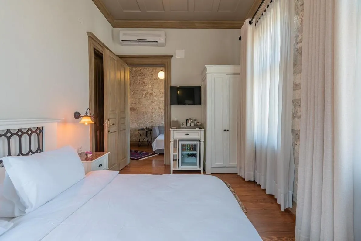 Bed in Elia Hotel Cunda by Ortunc