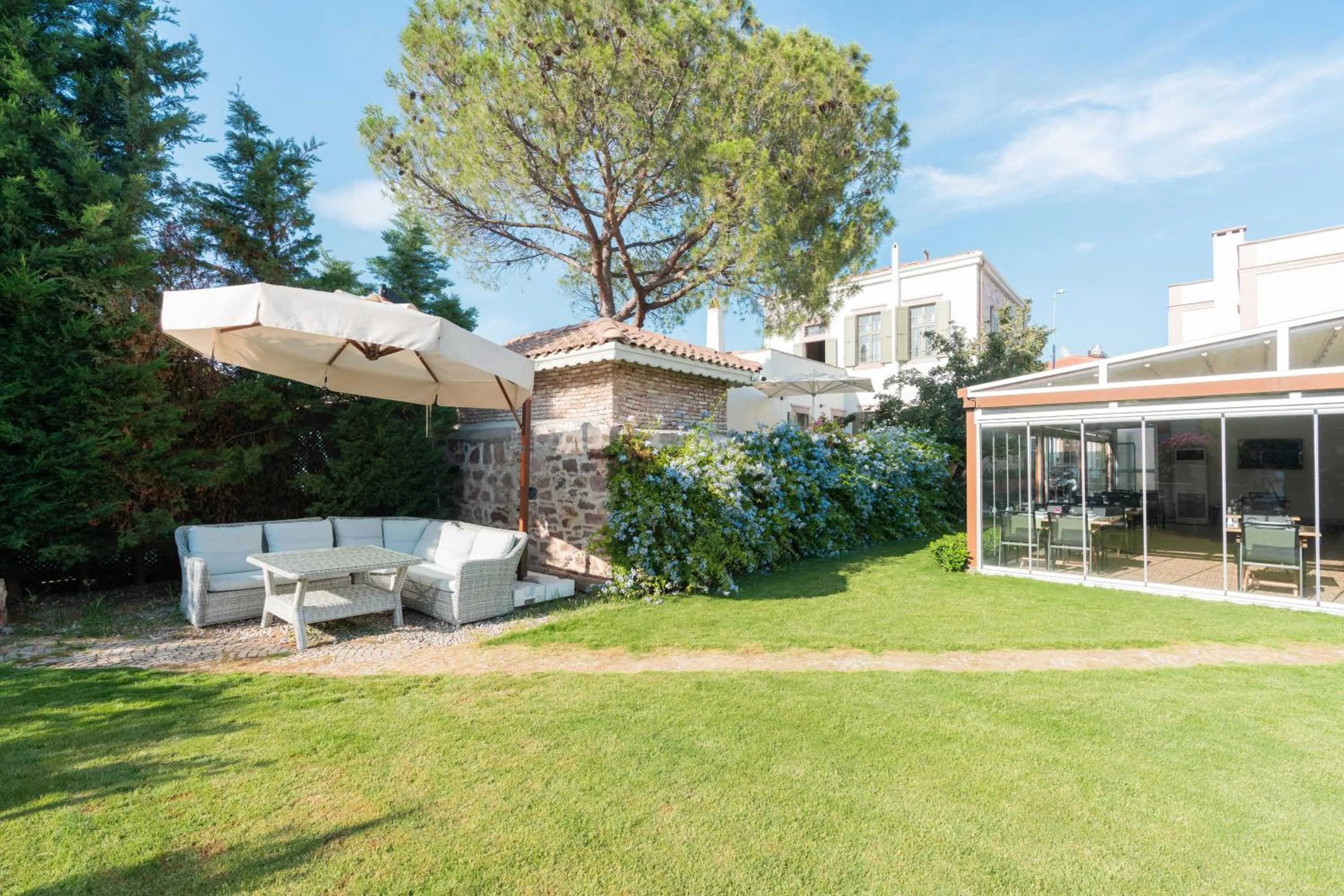 Garden in Elia Hotel Cunda by Ortunc