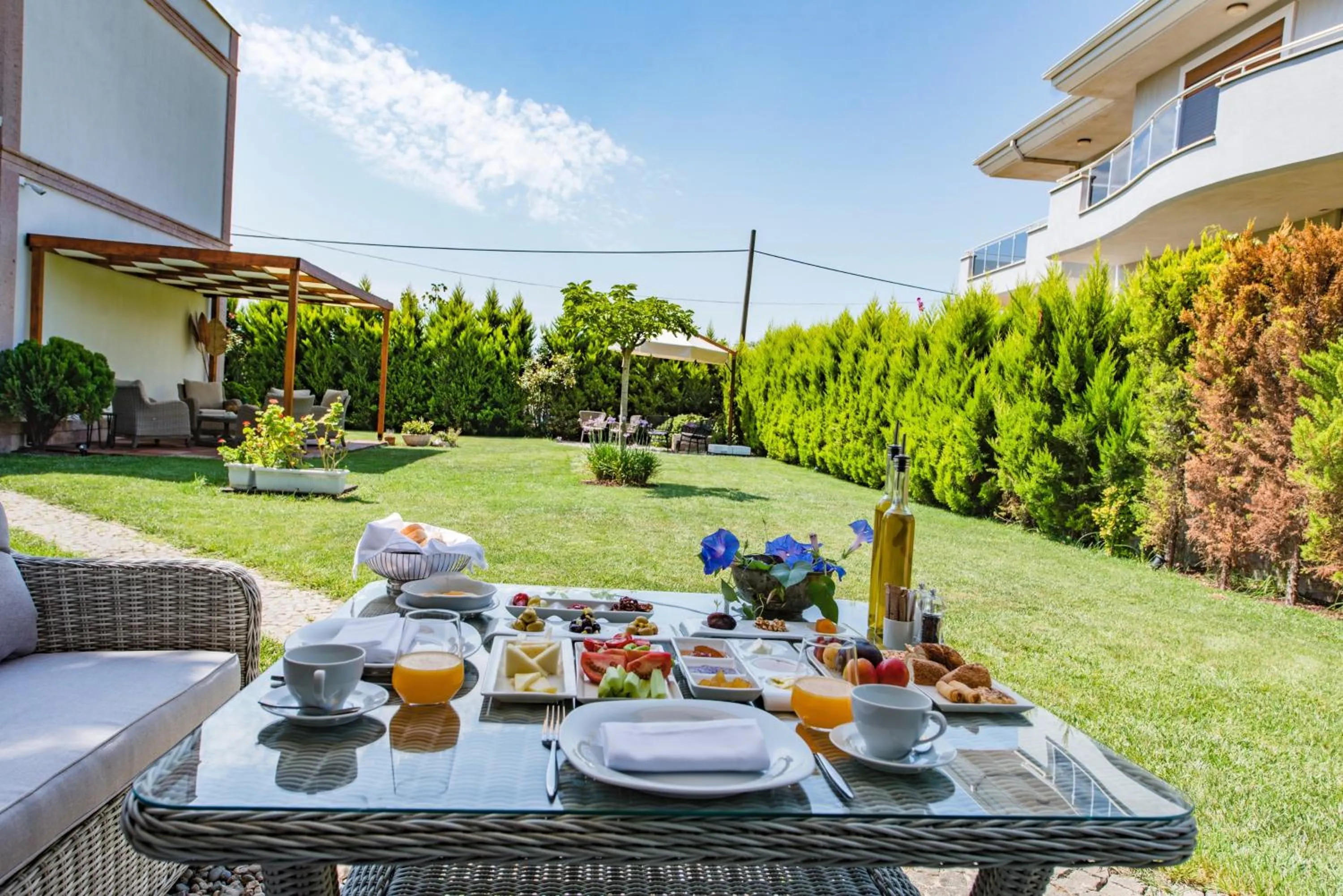 Patio in Elia Hotel Cunda by Ortunc
