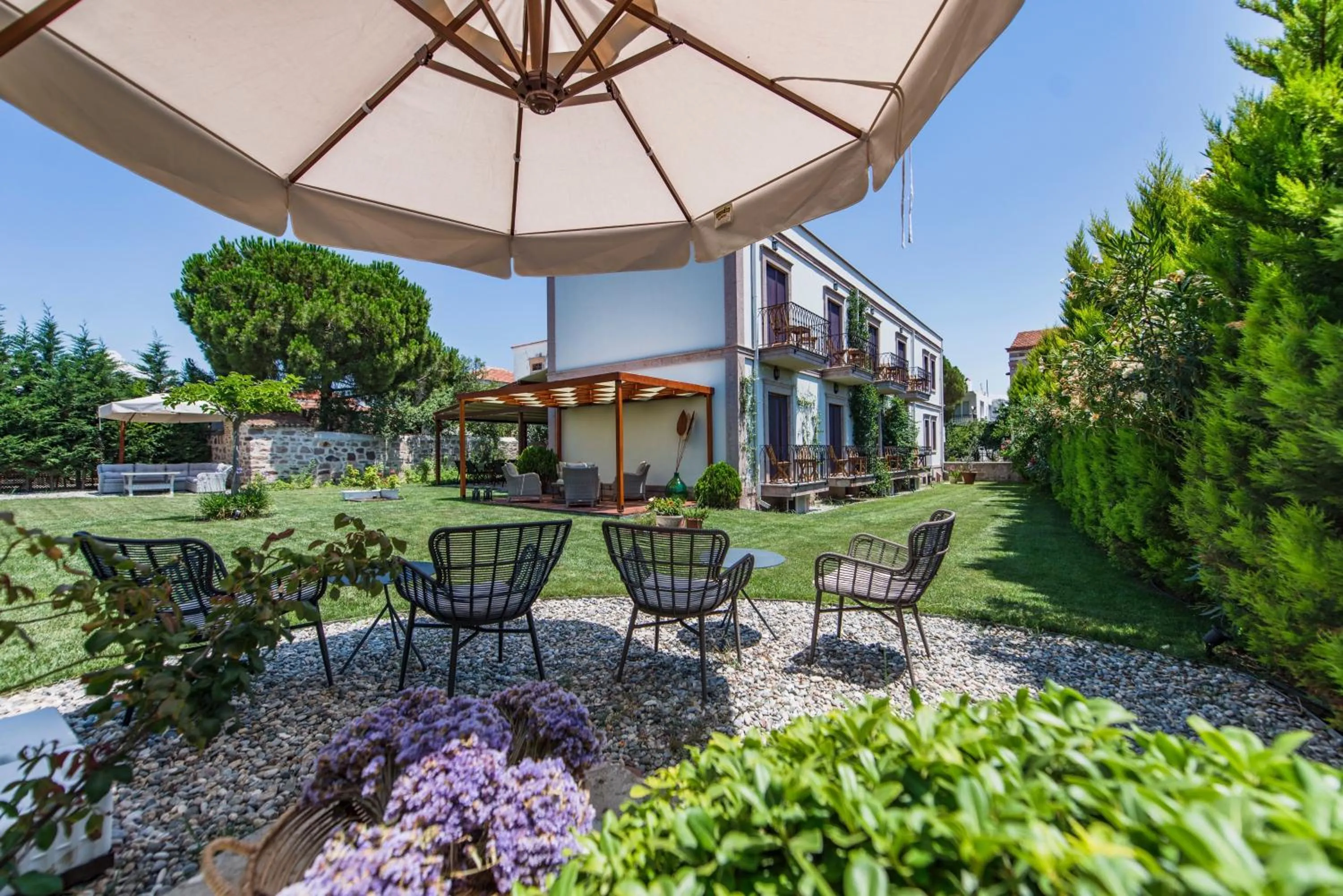 Garden in Elia Hotel Cunda by Ortunc