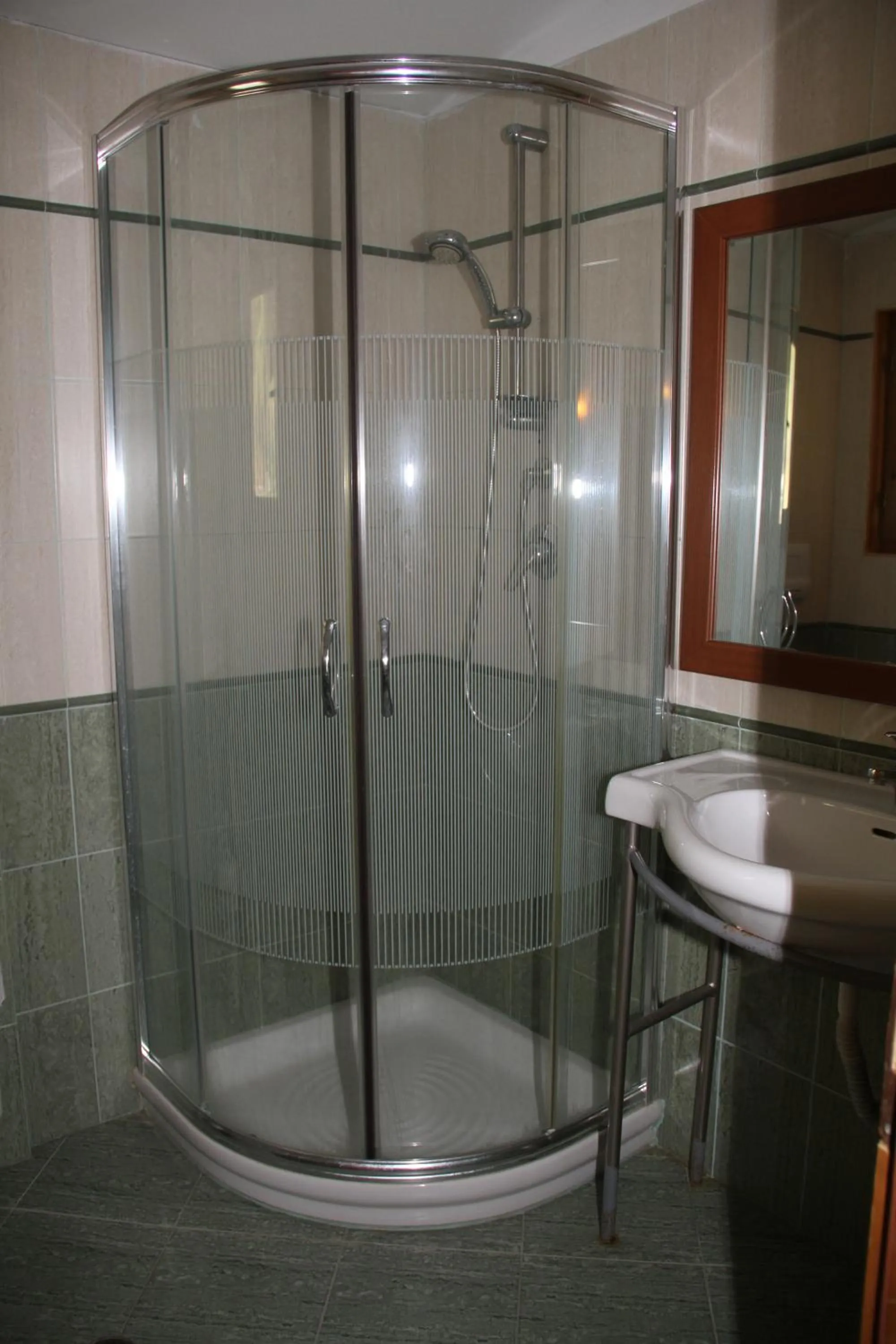 Bathroom in Hotel Adriatik 2