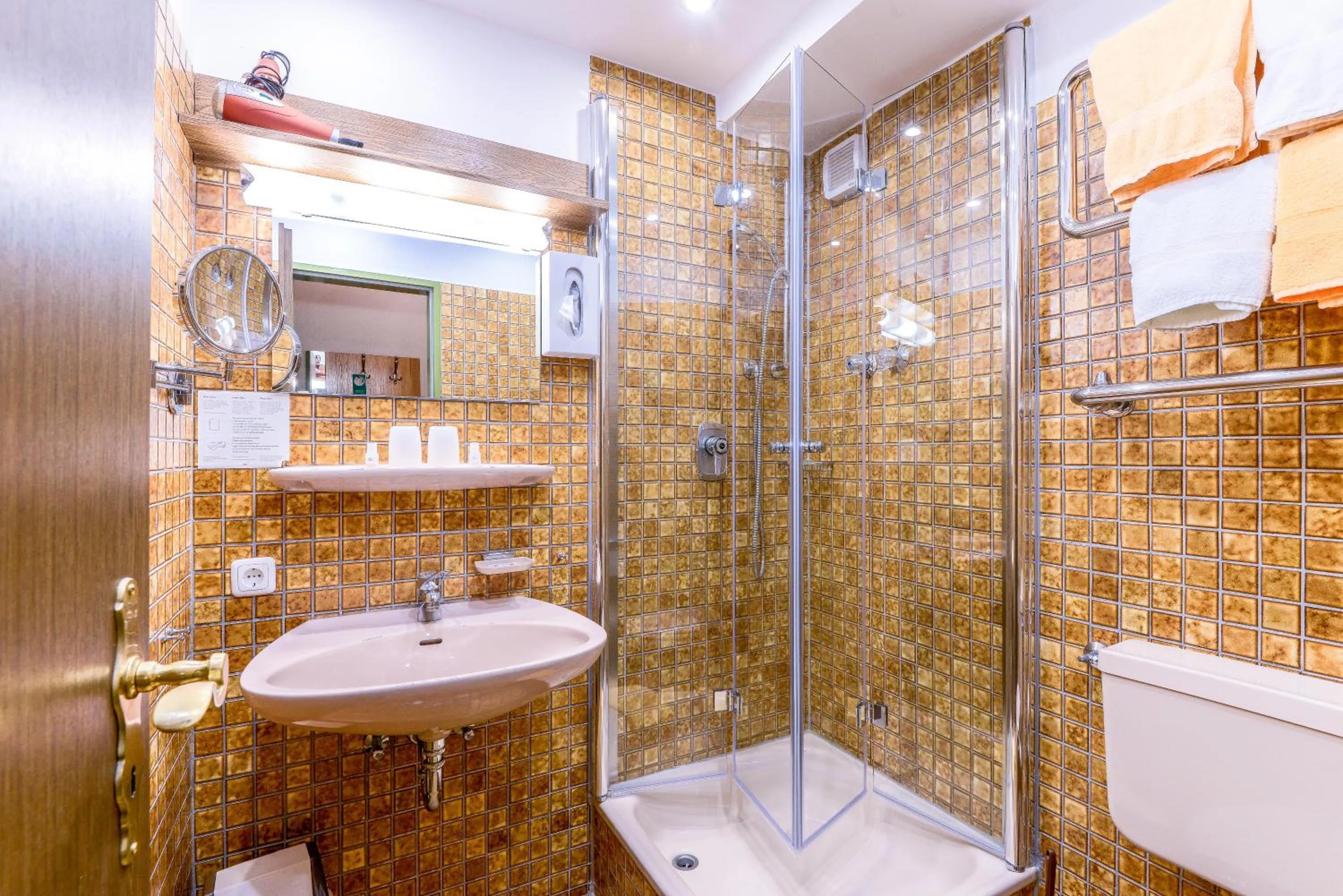 Shower in Alpenhotel Denninglehen