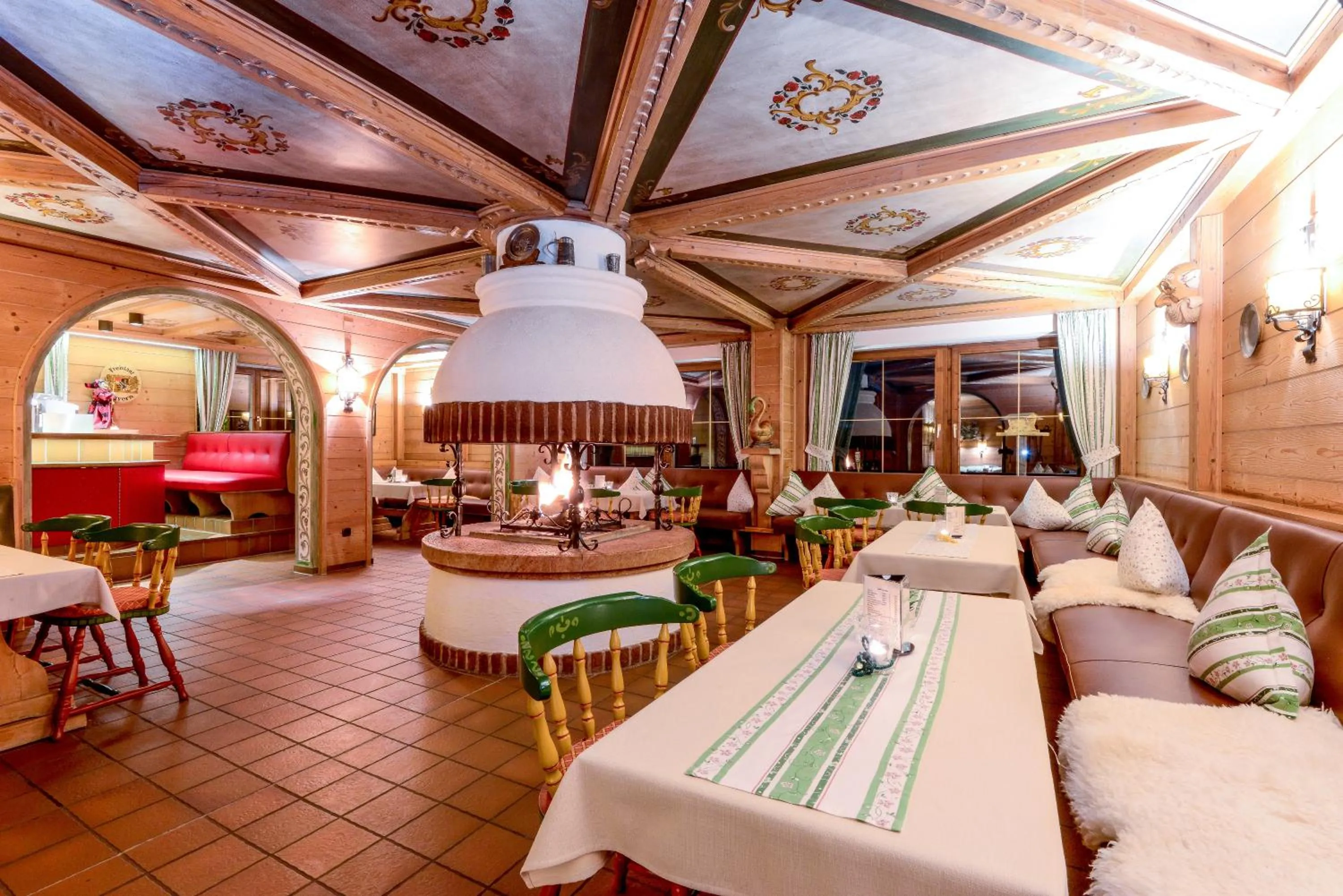 Lounge or bar in Alpenhotel Denninglehen