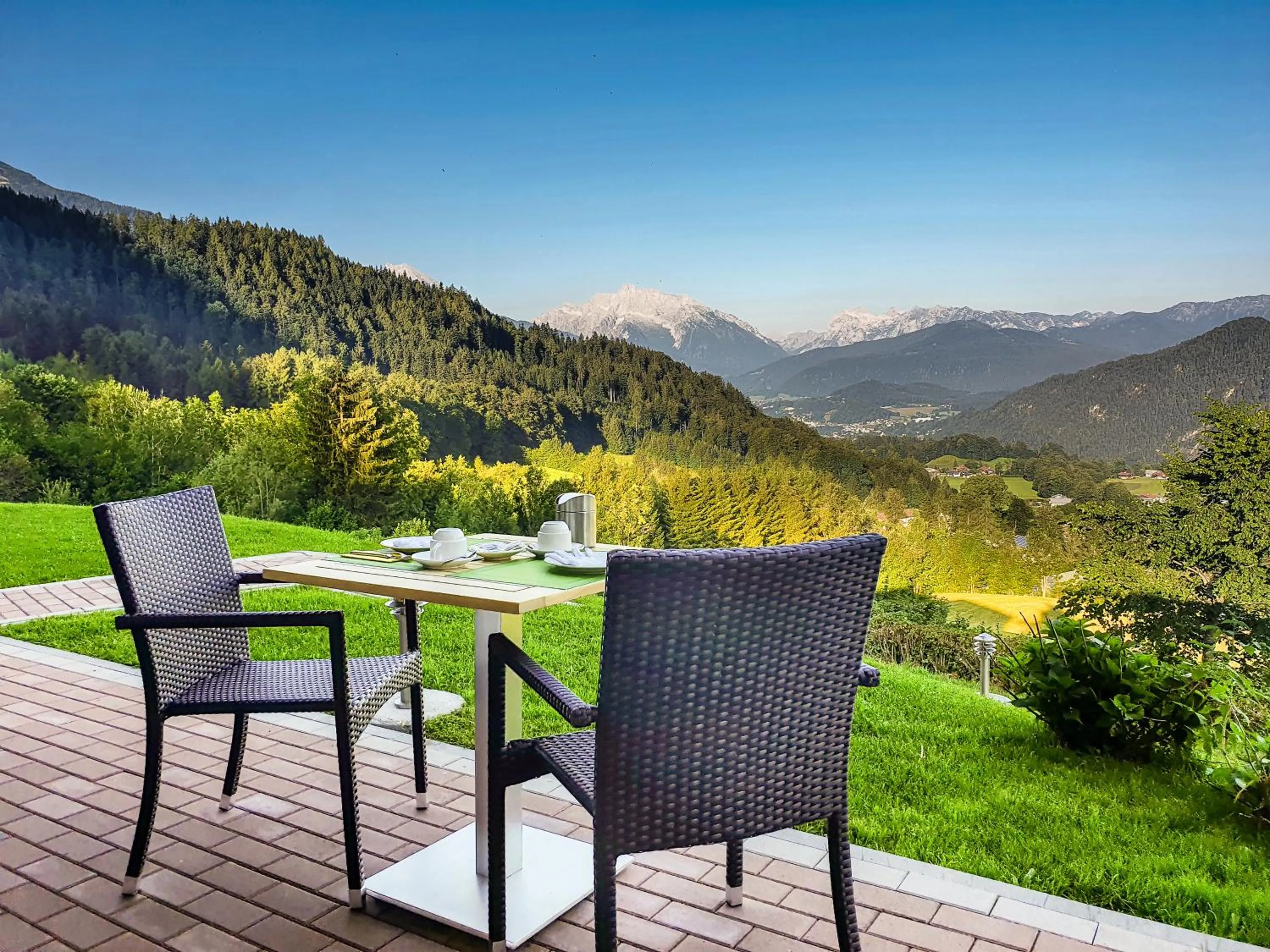 Patio in Alpenhotel Denninglehen