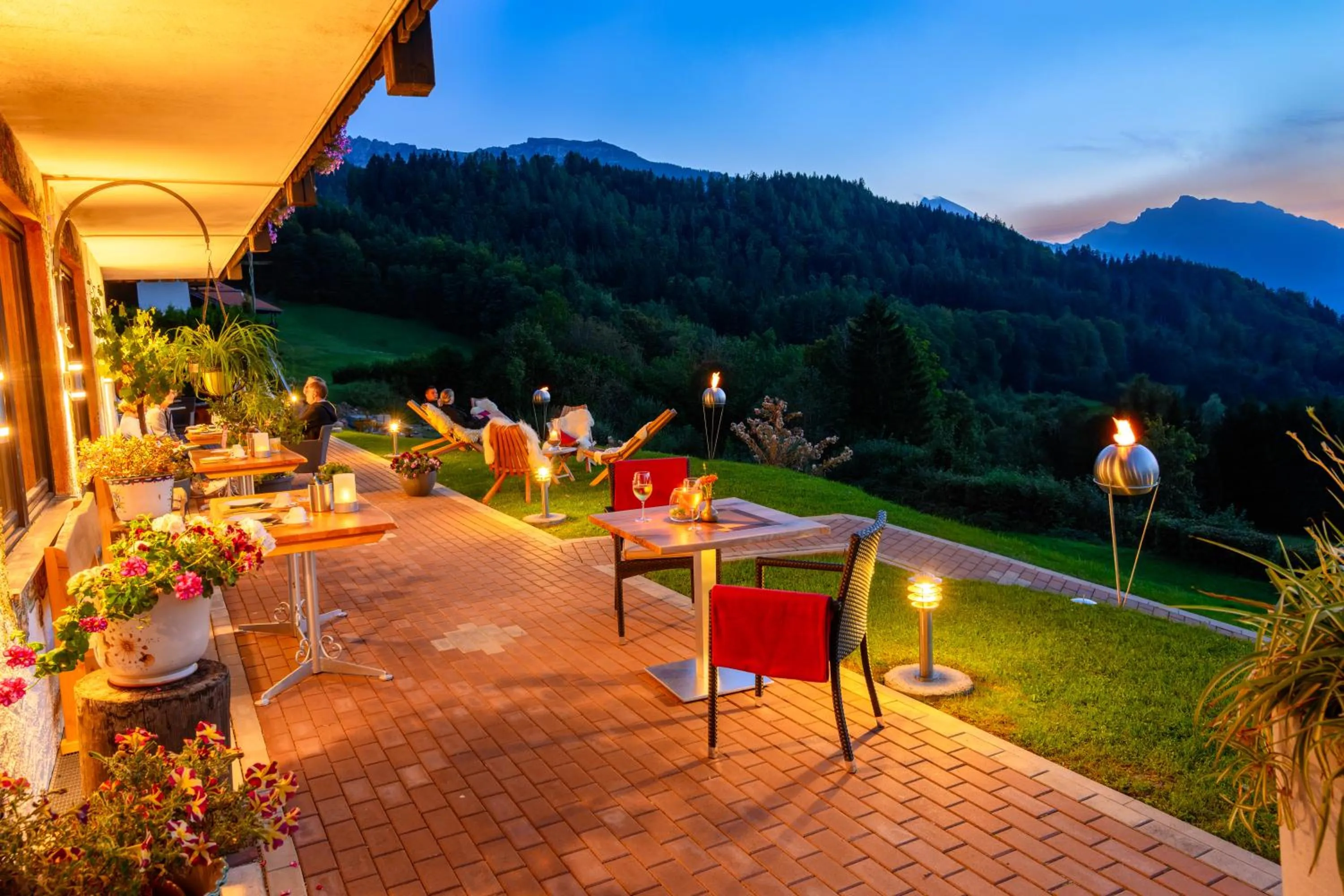 Restaurant/places to eat in Alpenhotel Denninglehen