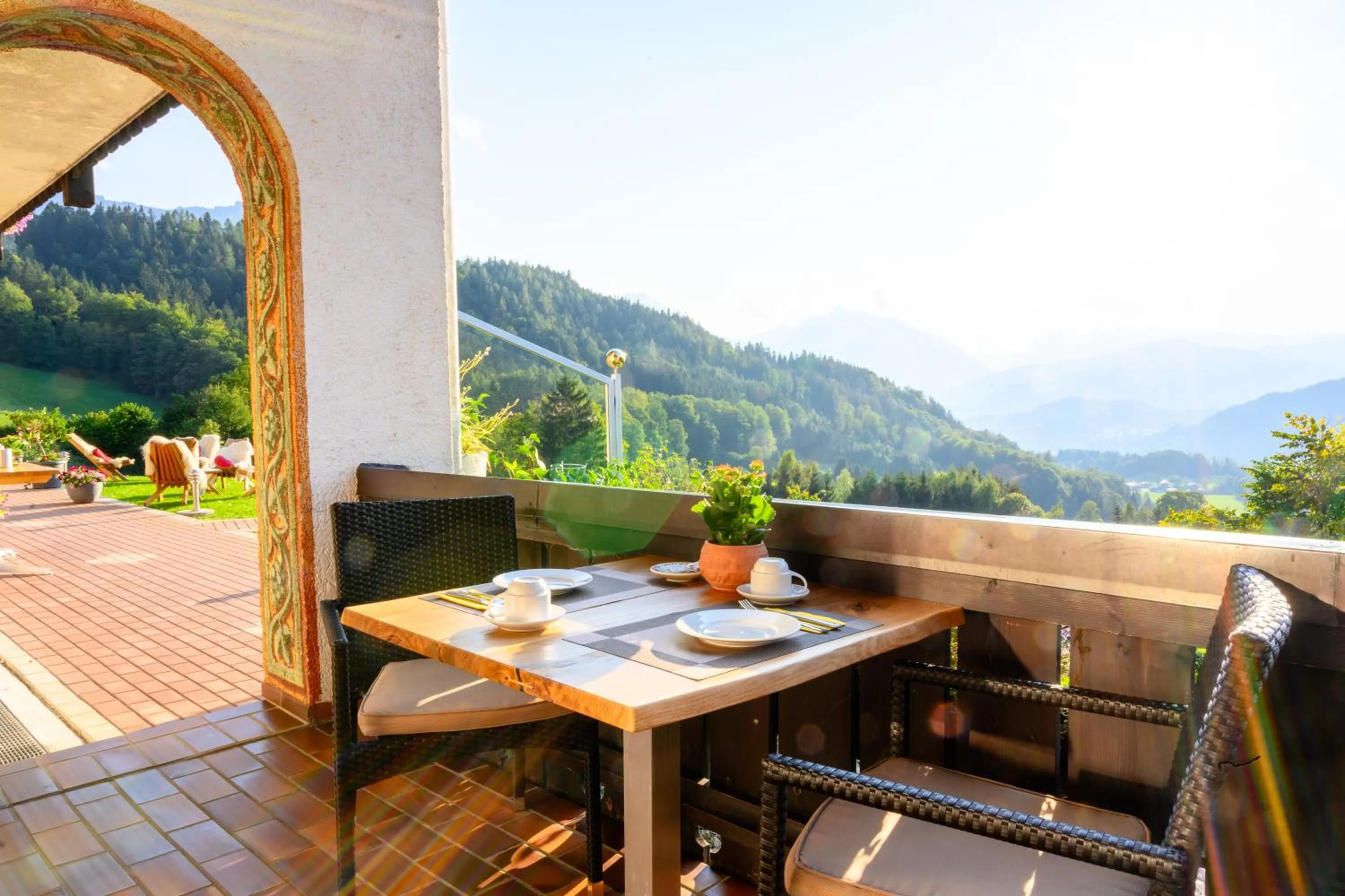 Restaurant/places to eat in Alpenhotel Denninglehen