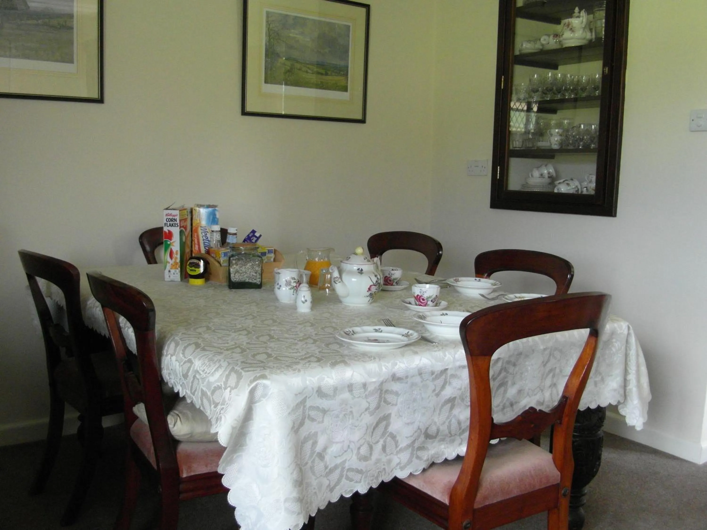 Dining area in Bournestream