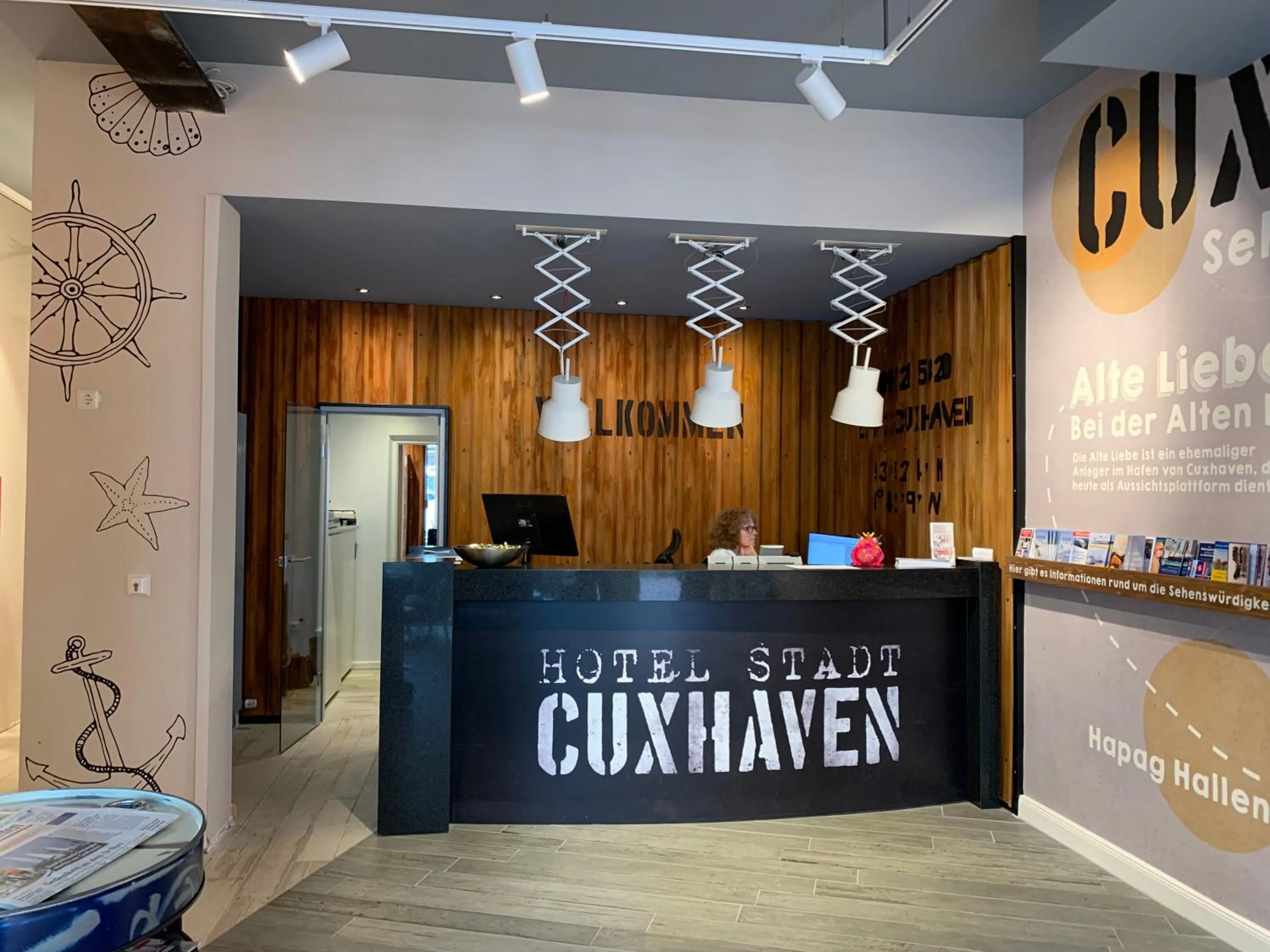 Lobby or reception in Hotel Stadt Cuxhaven