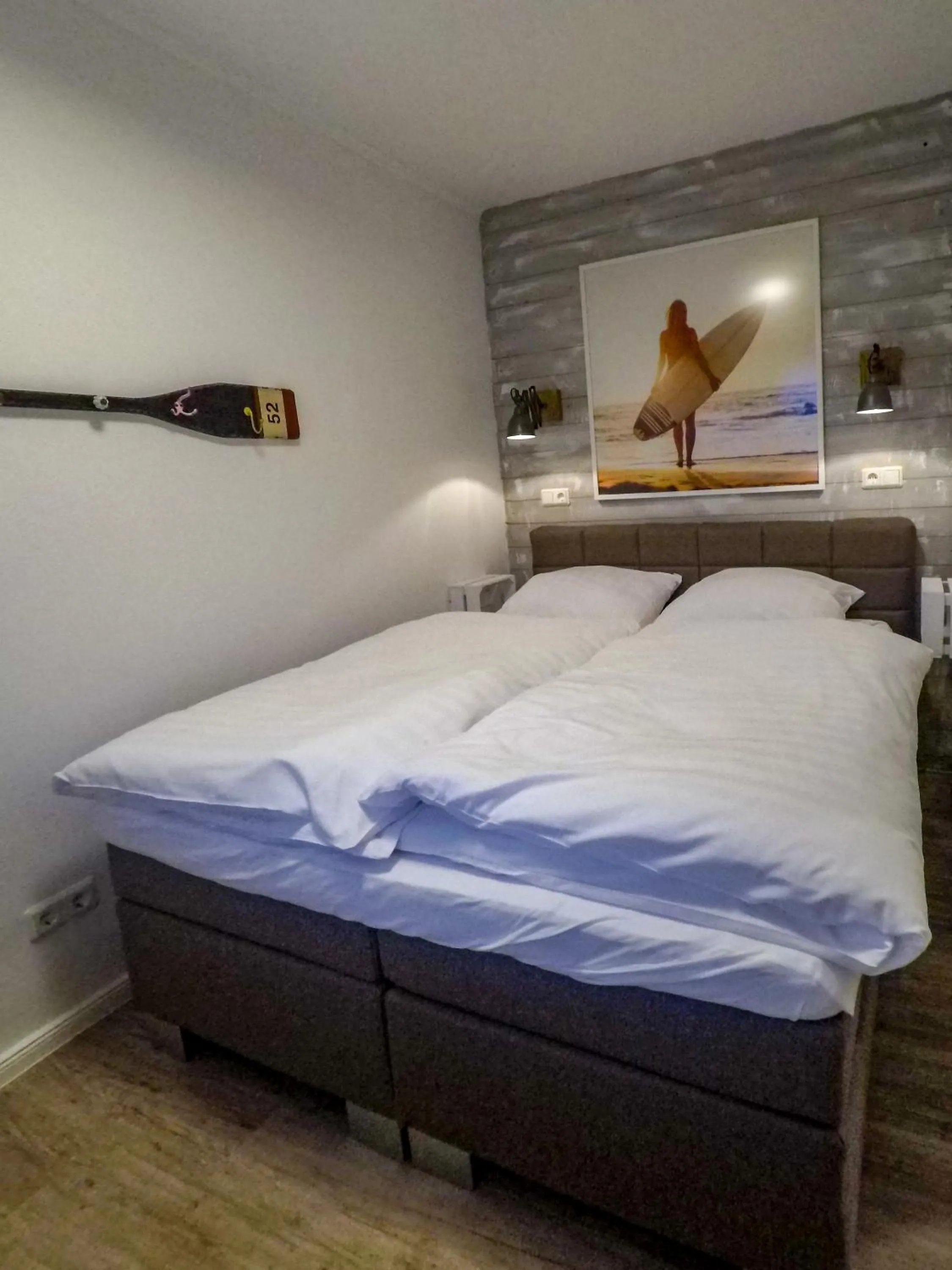 Bedroom, Bed in Hotel Stadt Cuxhaven