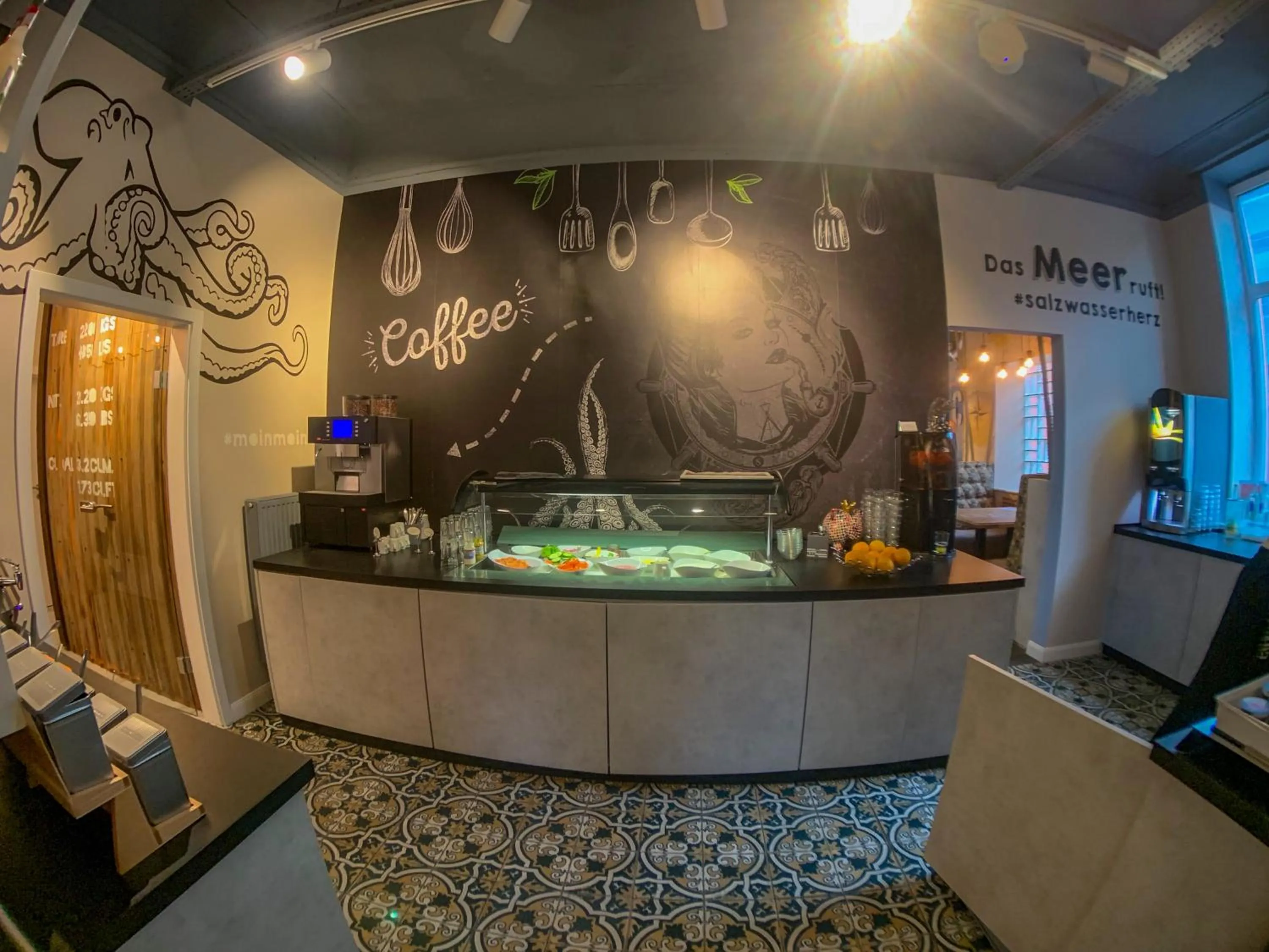 Restaurant/places to eat in Hotel Stadt Cuxhaven