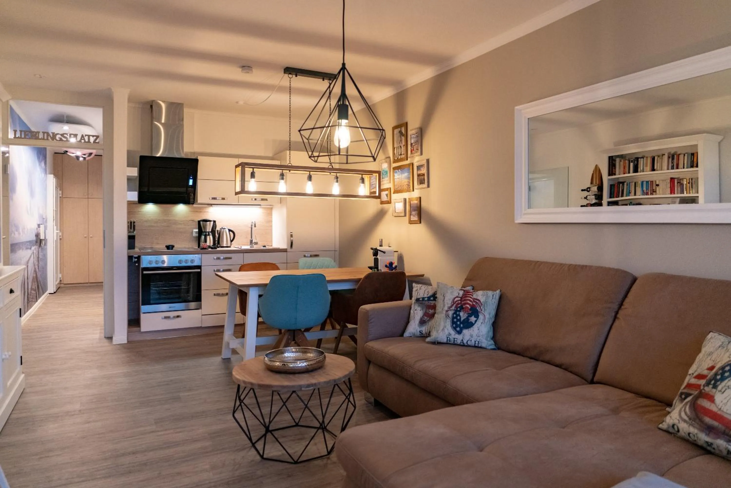 Coffee/tea facilities in Hotel Stadt Cuxhaven