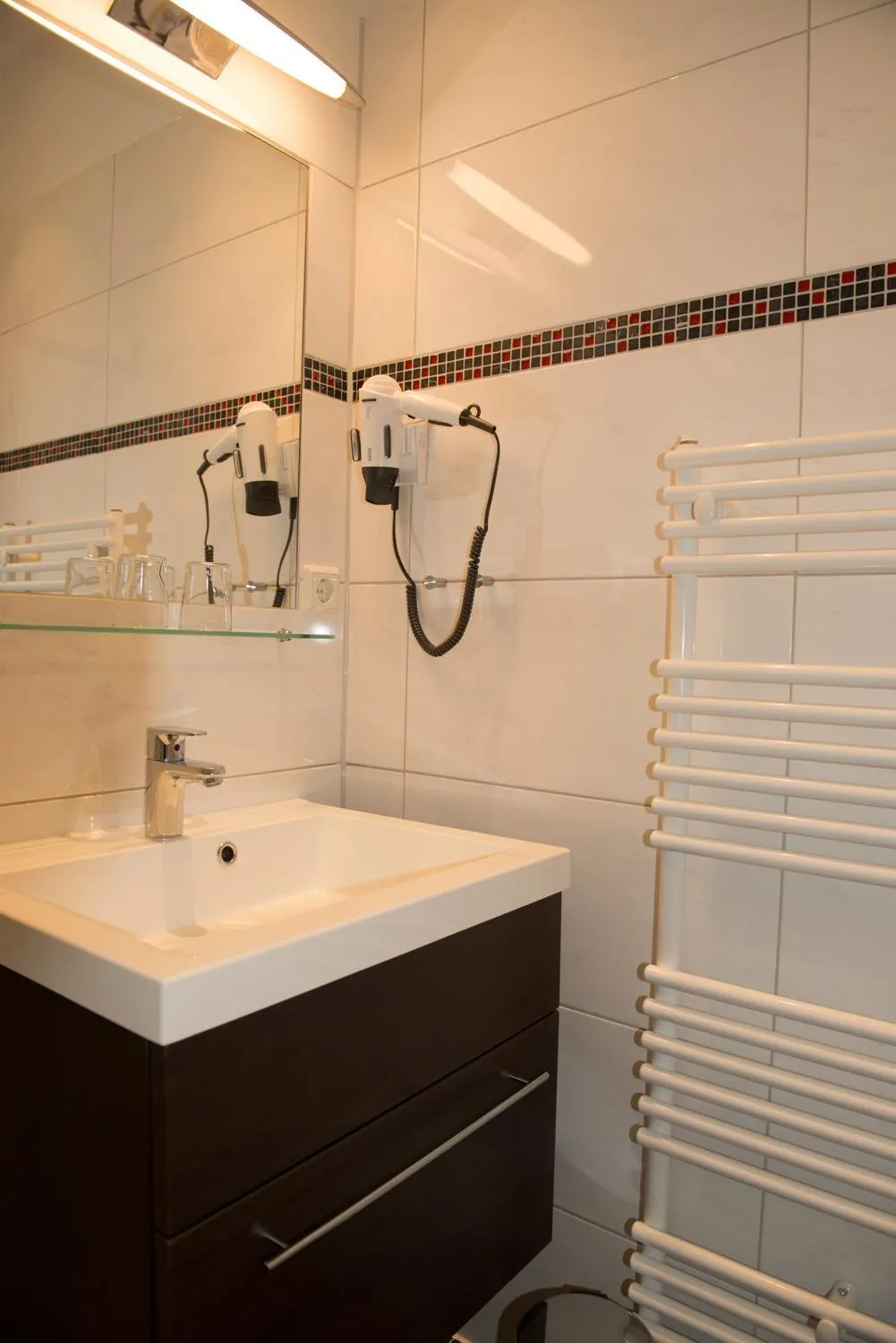 Shower in Hotel Stadt Cuxhaven