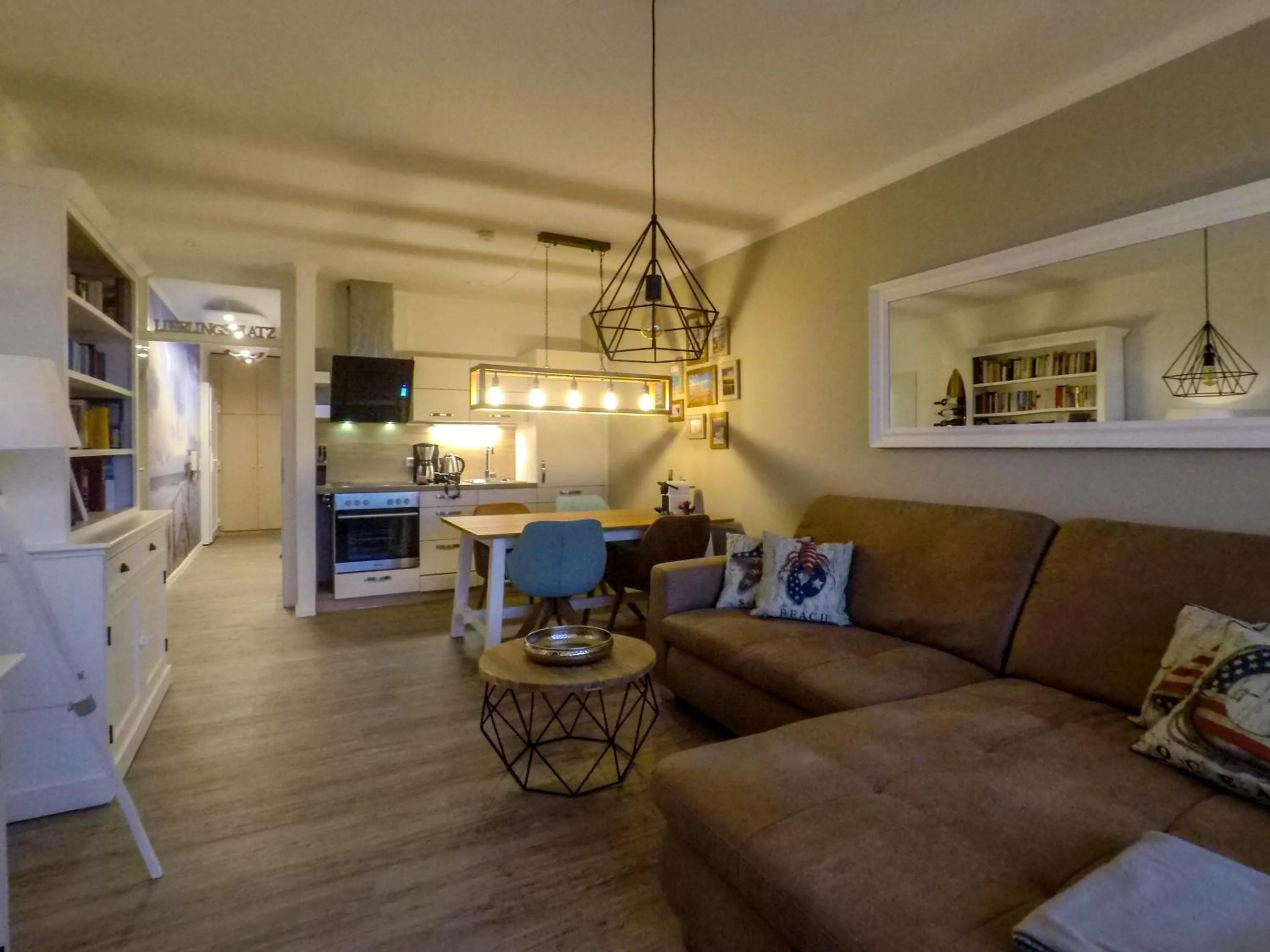 Coffee/tea facilities in Hotel Stadt Cuxhaven