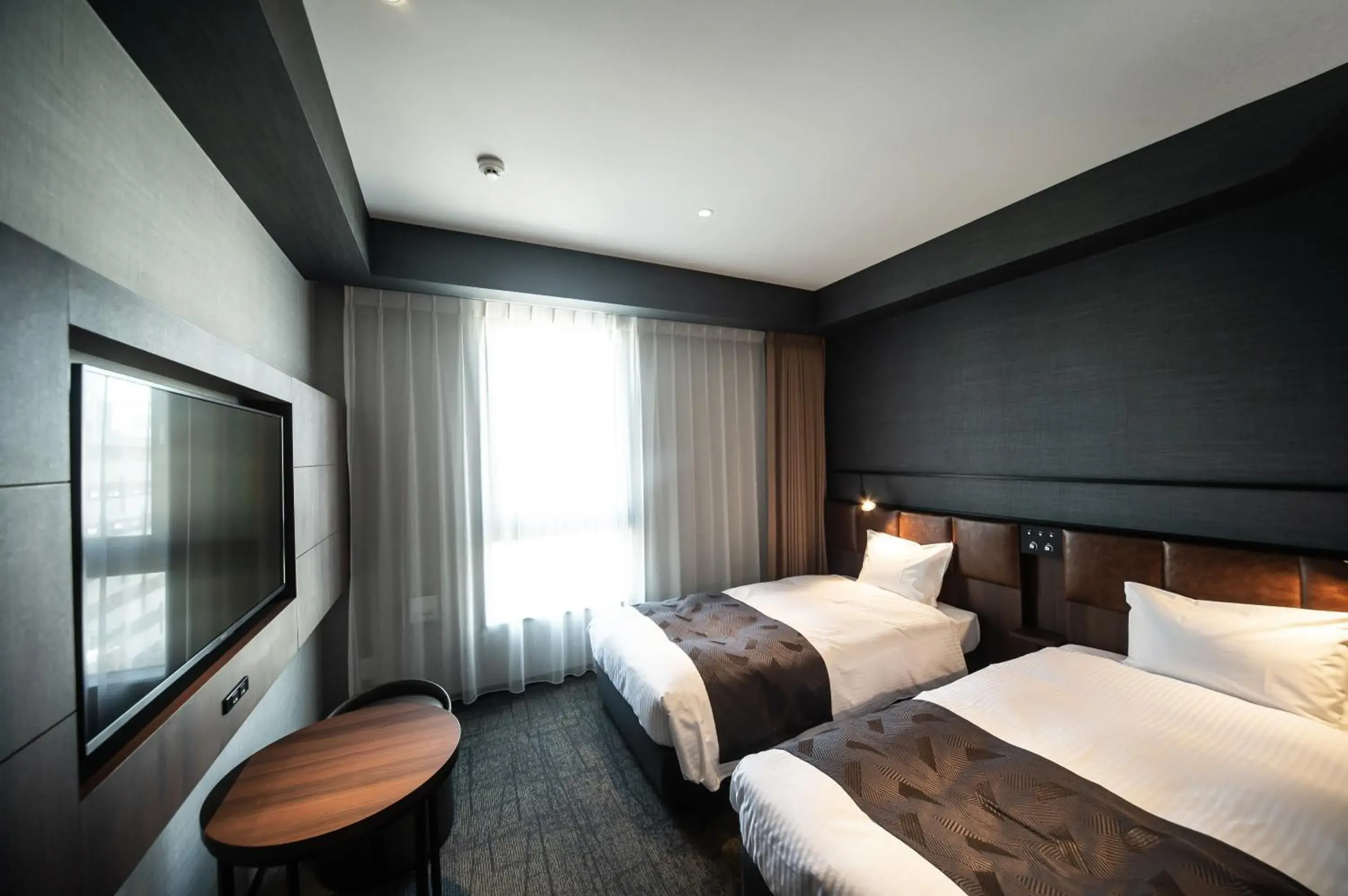 Deluxe Twin Room with Tower View - Non-Smoking in Joytel Hotel Osaka Shinsekai Deluxe Twin Room with Tower View - Non-Smoking in Joytel Hotel Osaka Shinsekai