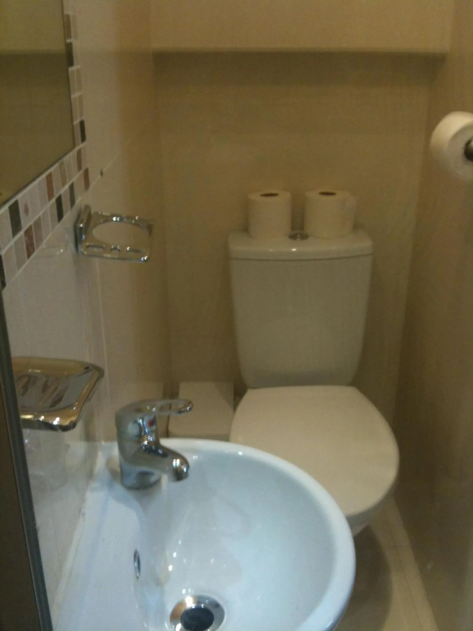 Bathroom in The Crystal Lodge Hotel