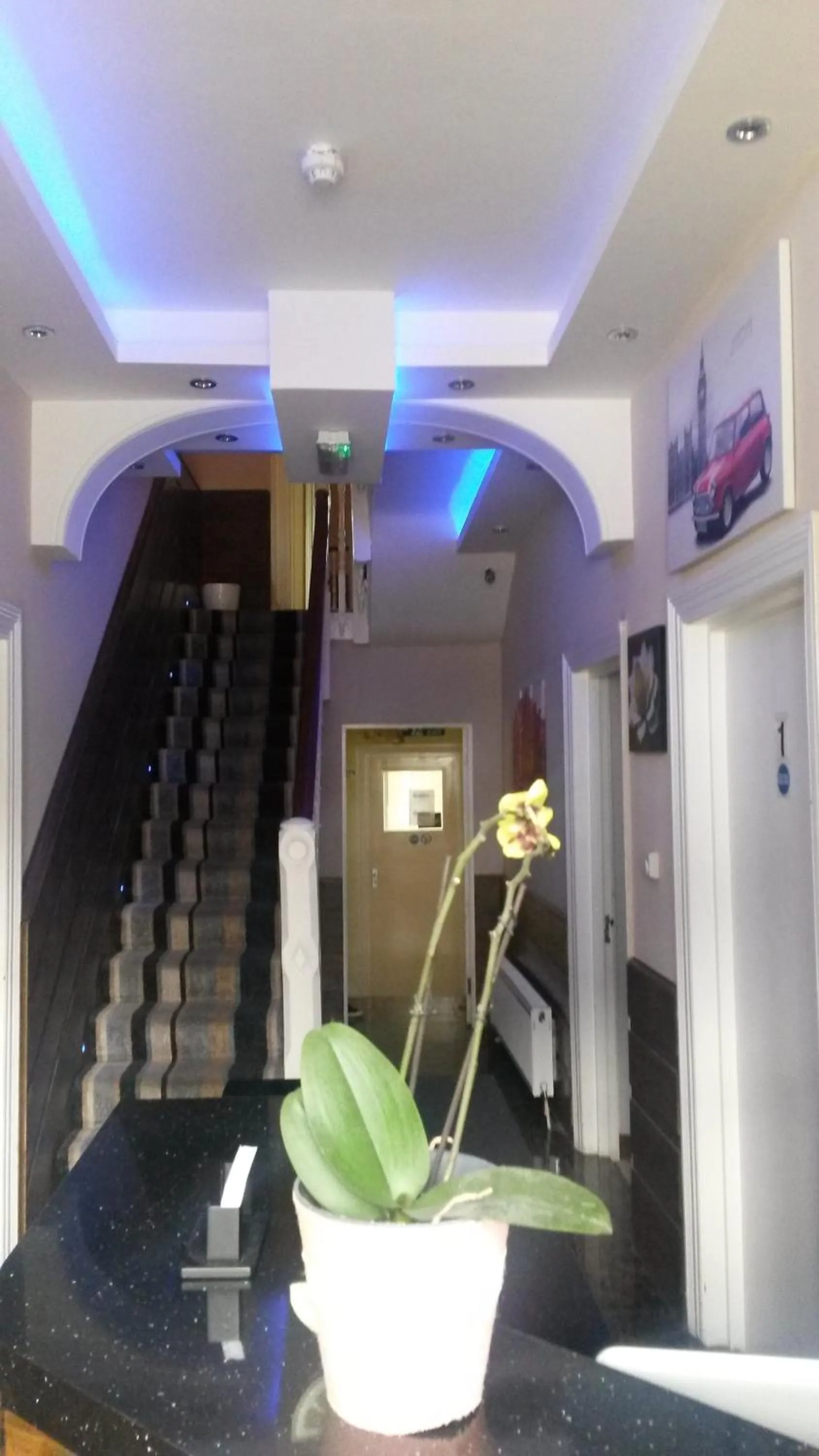 Lobby or reception in The Crystal Lodge Hotel