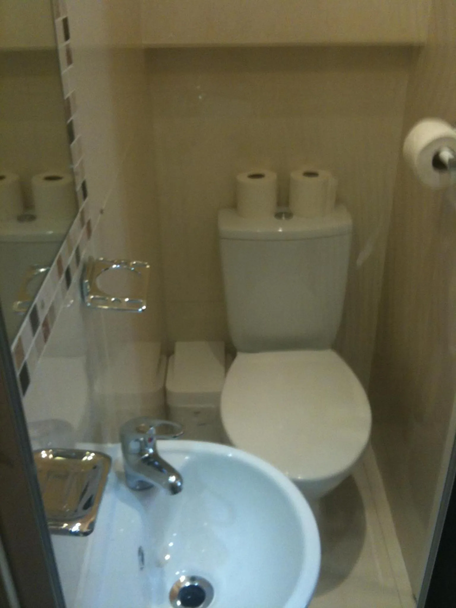 Bathroom in The Crystal Lodge Hotel